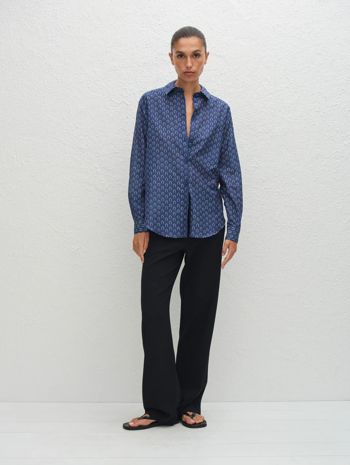 Classic Shirt in Cassis