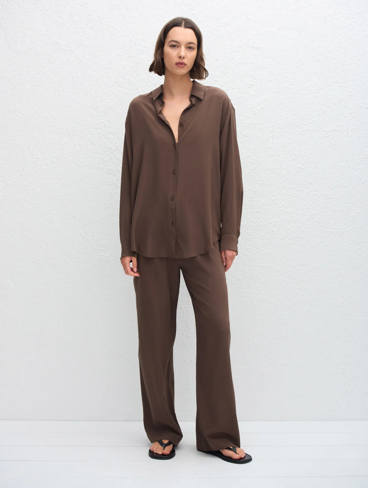 Long Sleeve Silk Shirt in Truffle