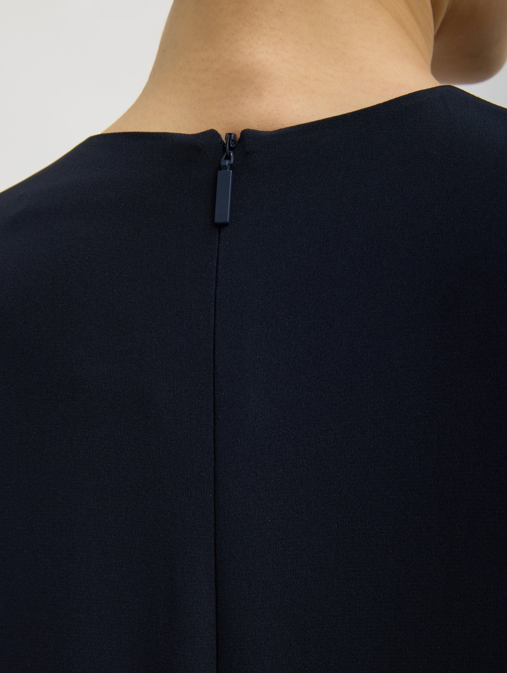 4 Ply Silk Long Sleeve Cocoon Dress in Dark Navy