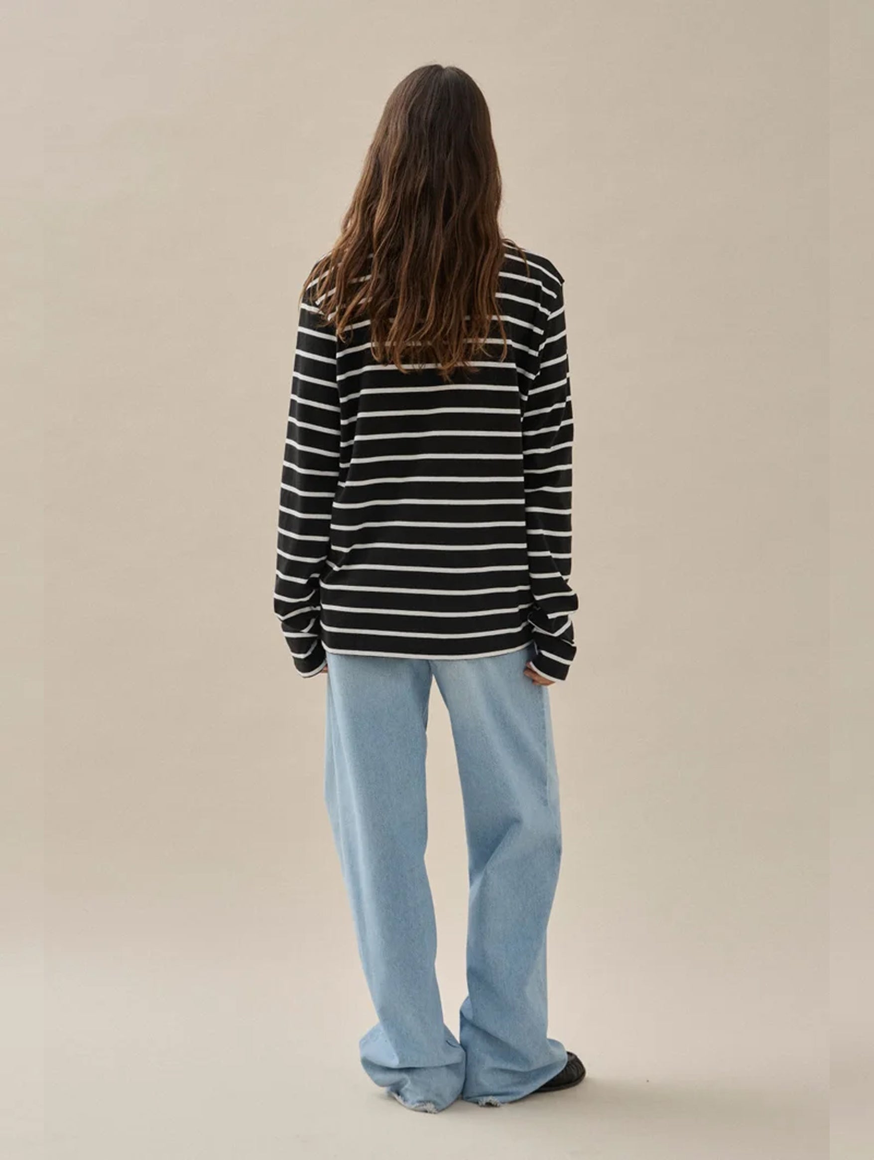 Long Sleeve Breton Tee in Black and White Stripe