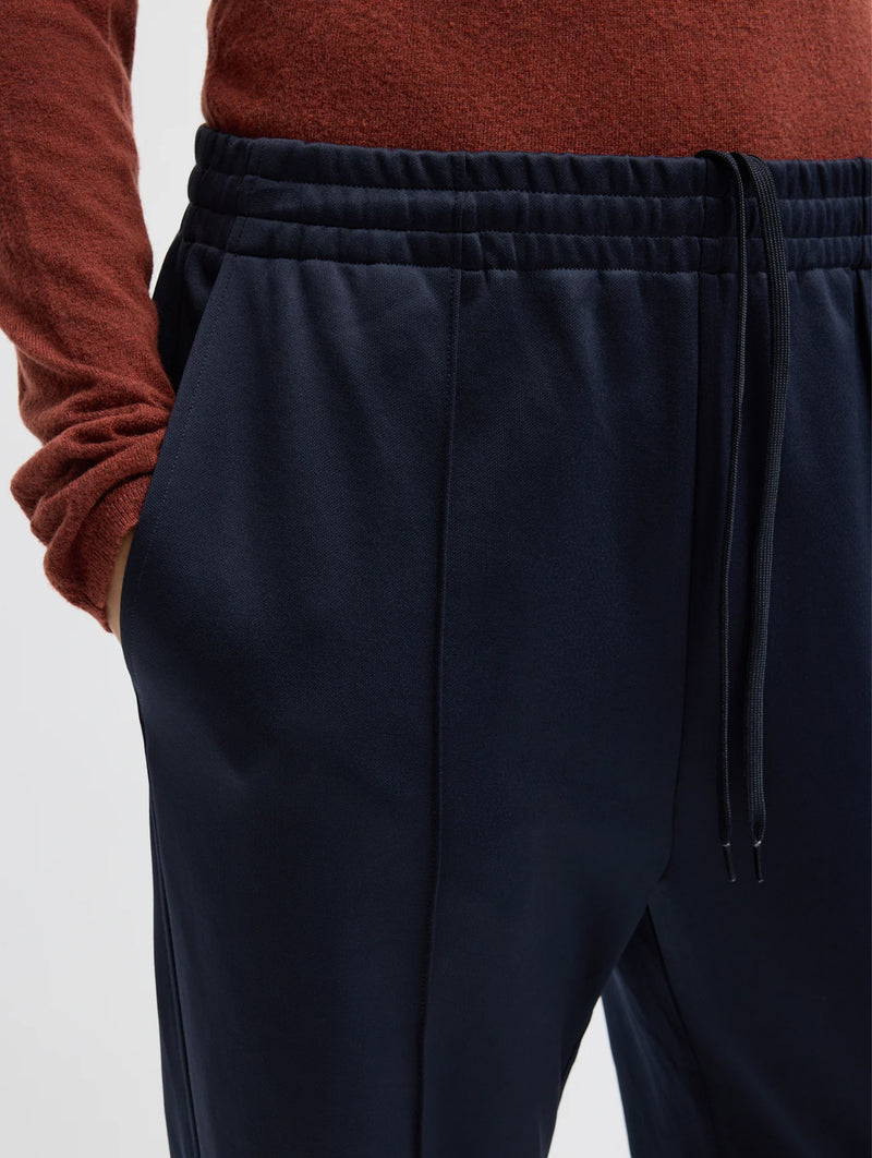 Active Knit Scottie Jogger in Navy