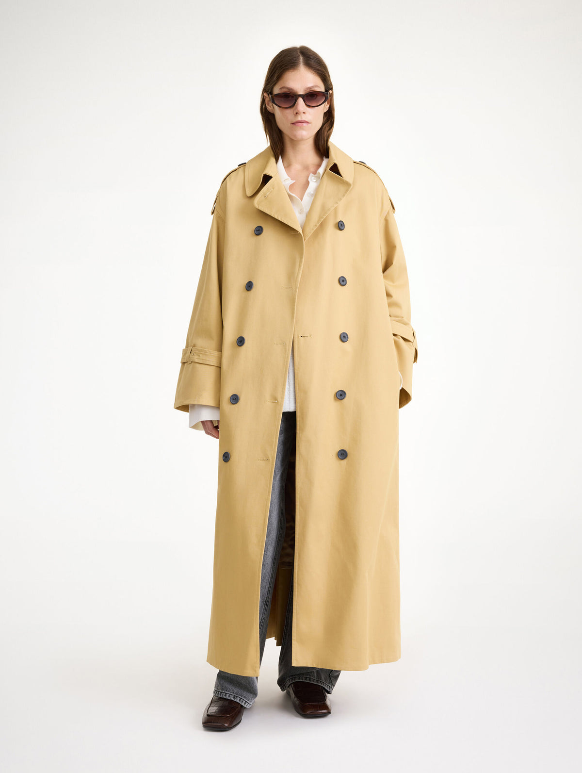 Alanis Trench Coat in Sand Beige