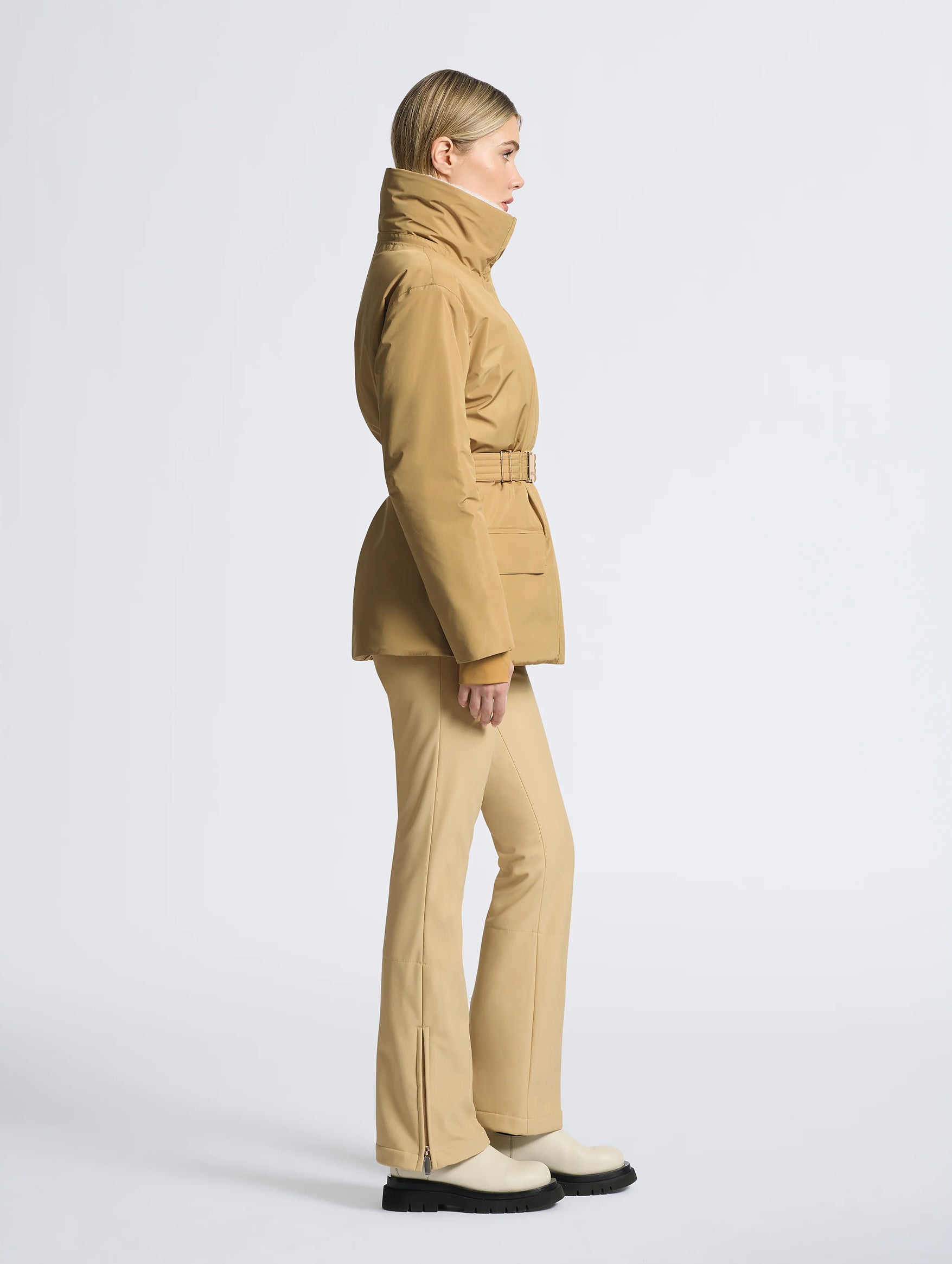Aurora Ski Jacket in Tan