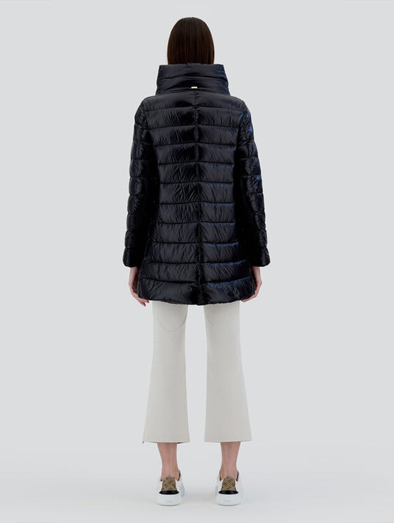 Amelia Ultralight Puffer Jacket in Black