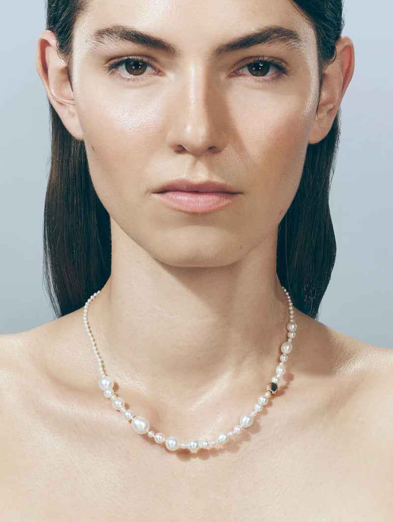 Amis Peggy Pearl Necklace