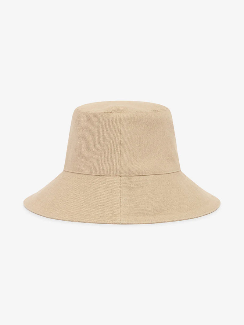 Shaley Hat in Sahara