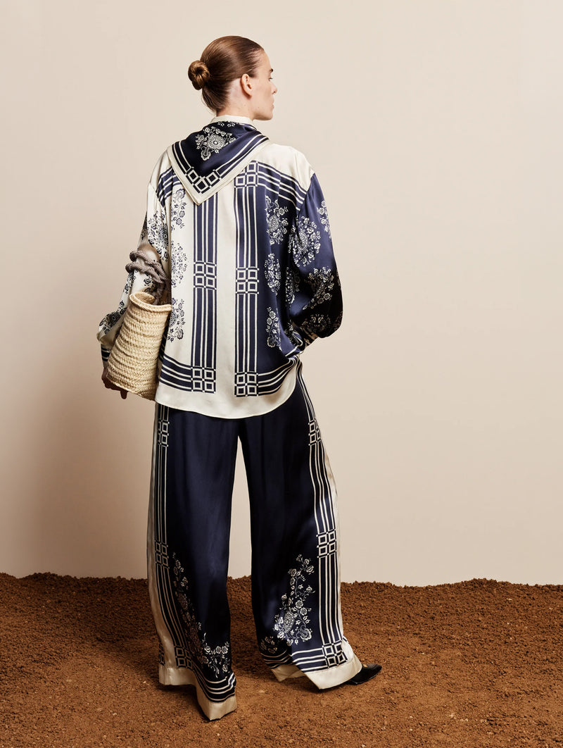 Banderra Scarf Silk Shirt in Ink