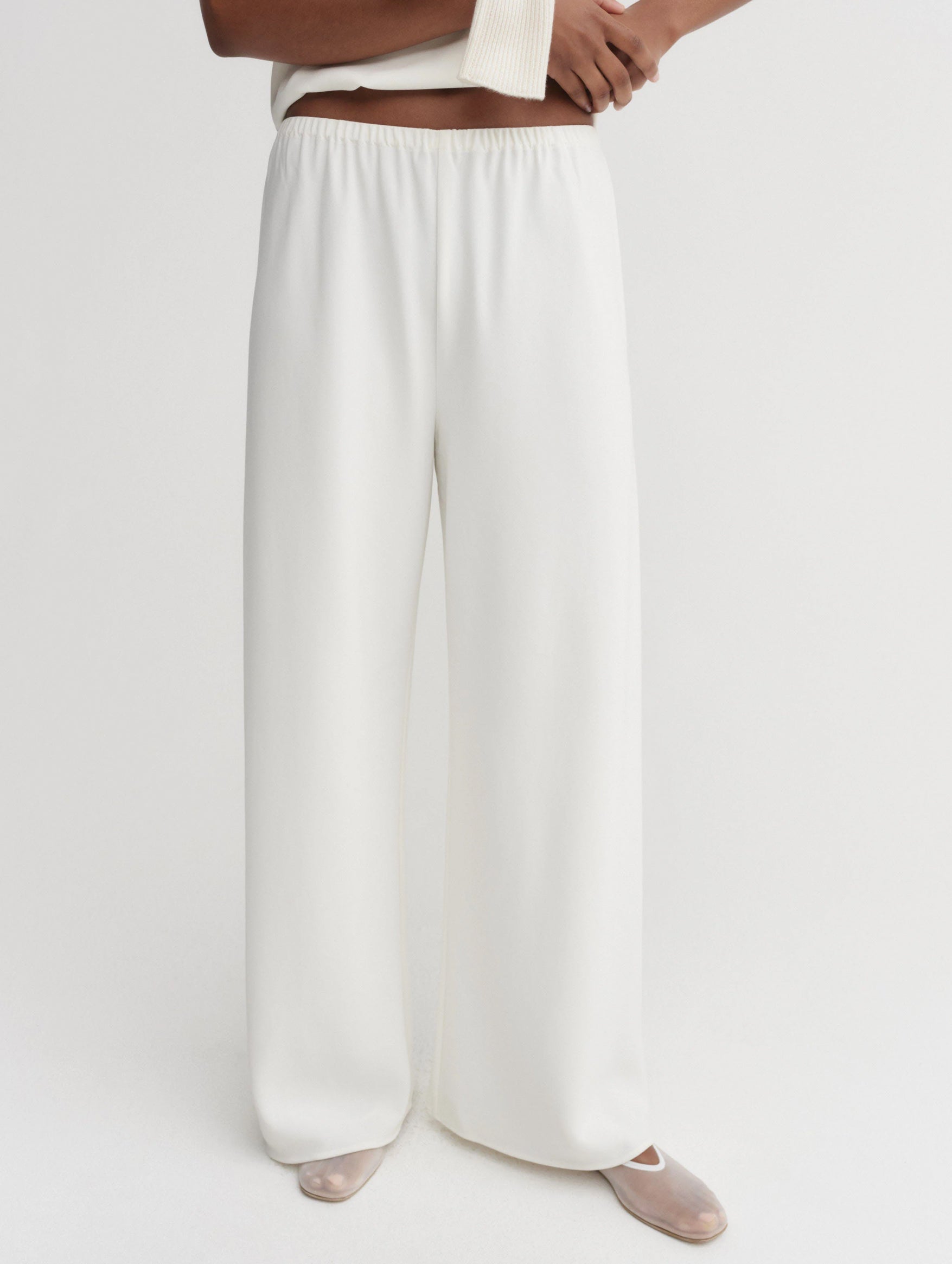 Bea Crepe Pants in Cream