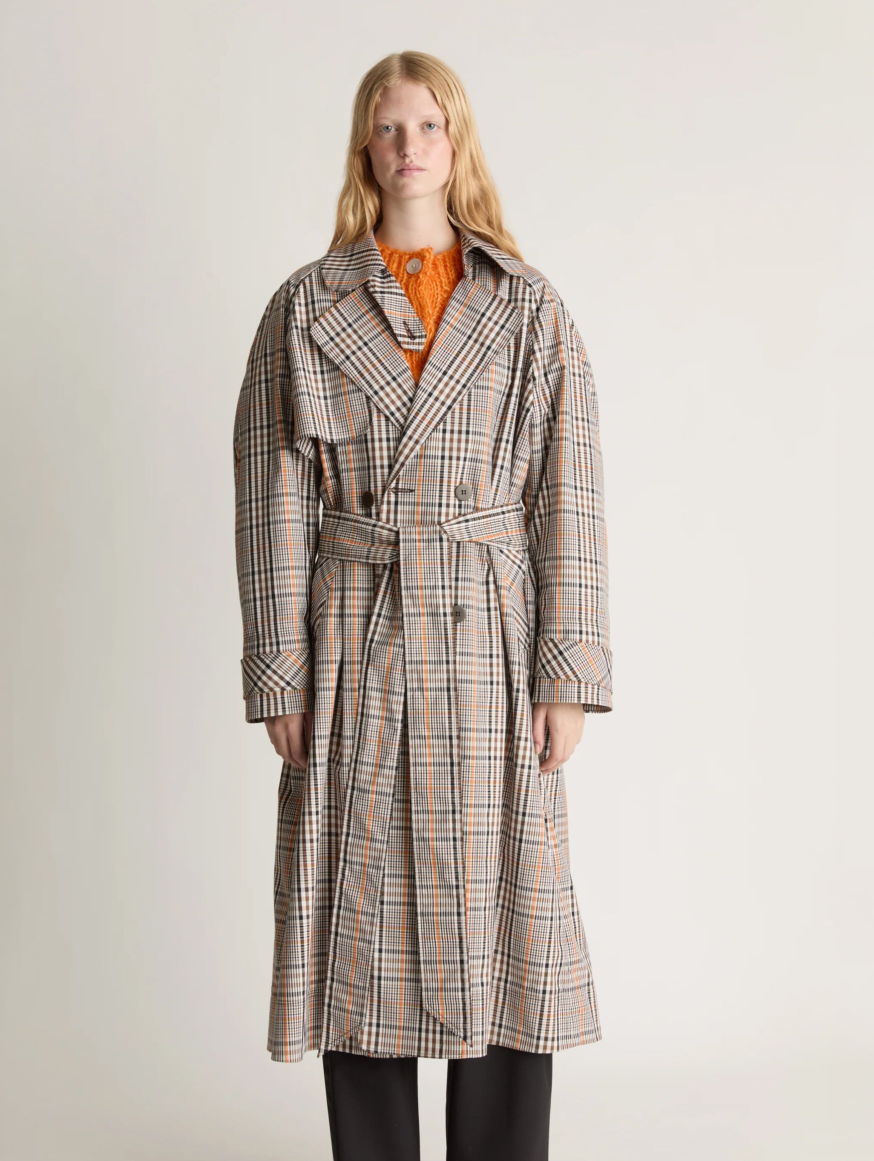 Beaton Check Trench Coat in Charcoal Check