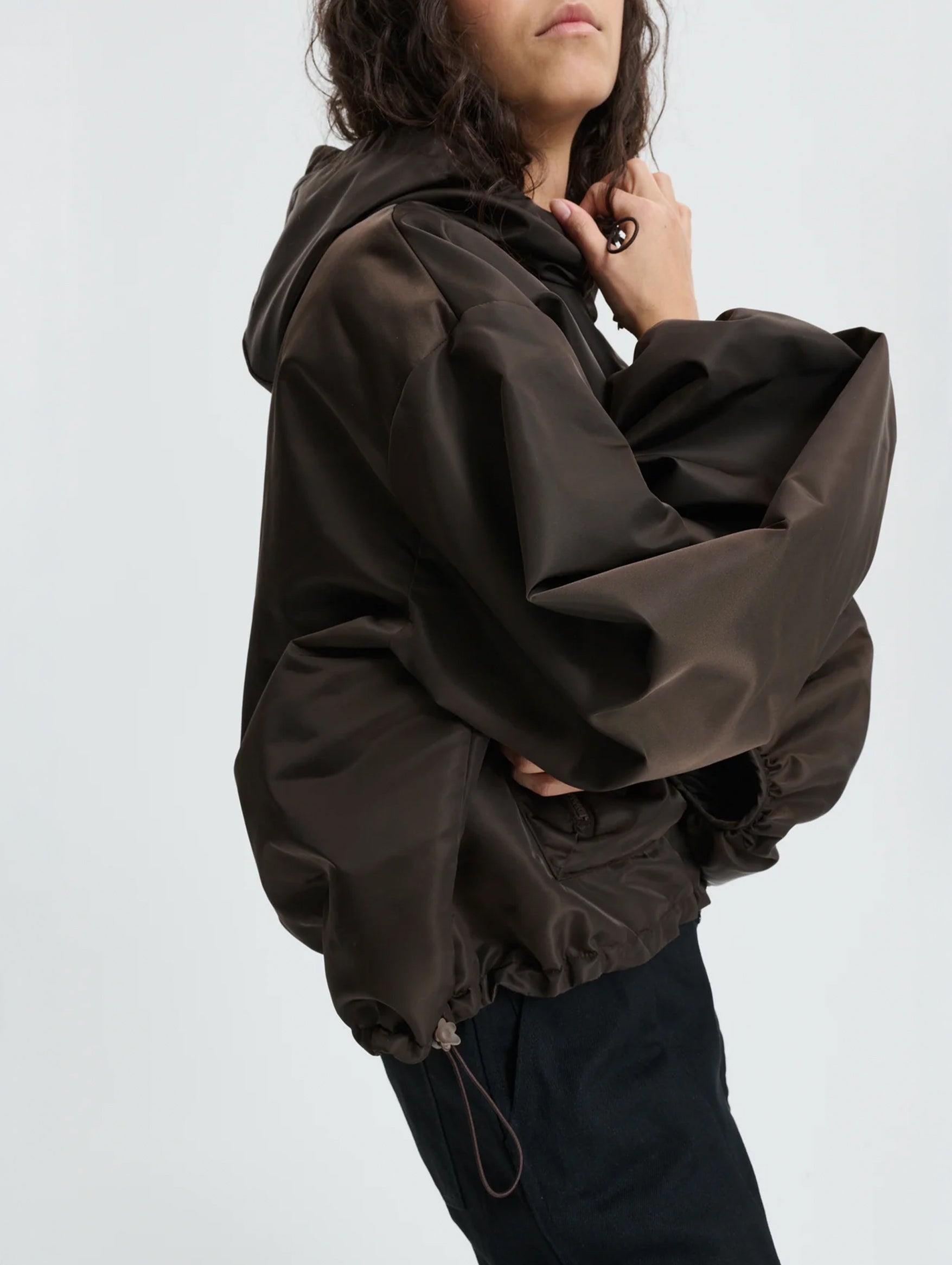 Beverly Anorak in Brown