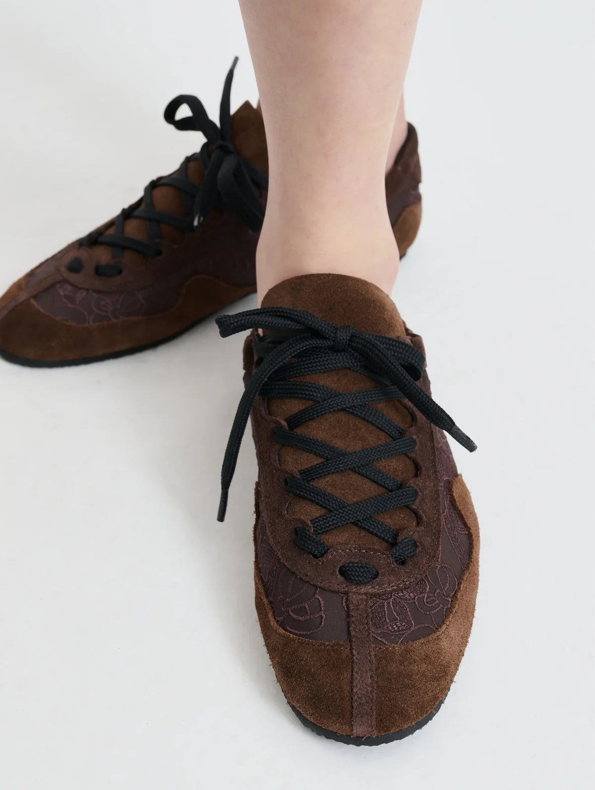 Blaise Soft Sneakers in Brown