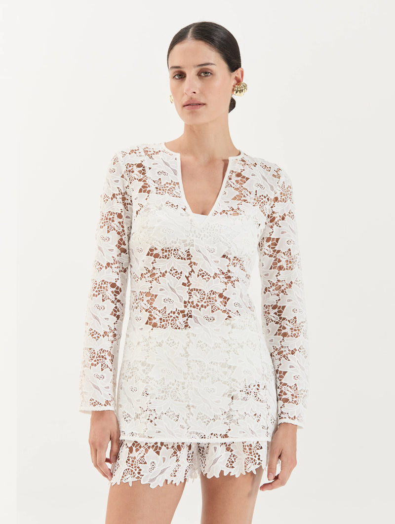 Bonnie Short in Crochet Lace