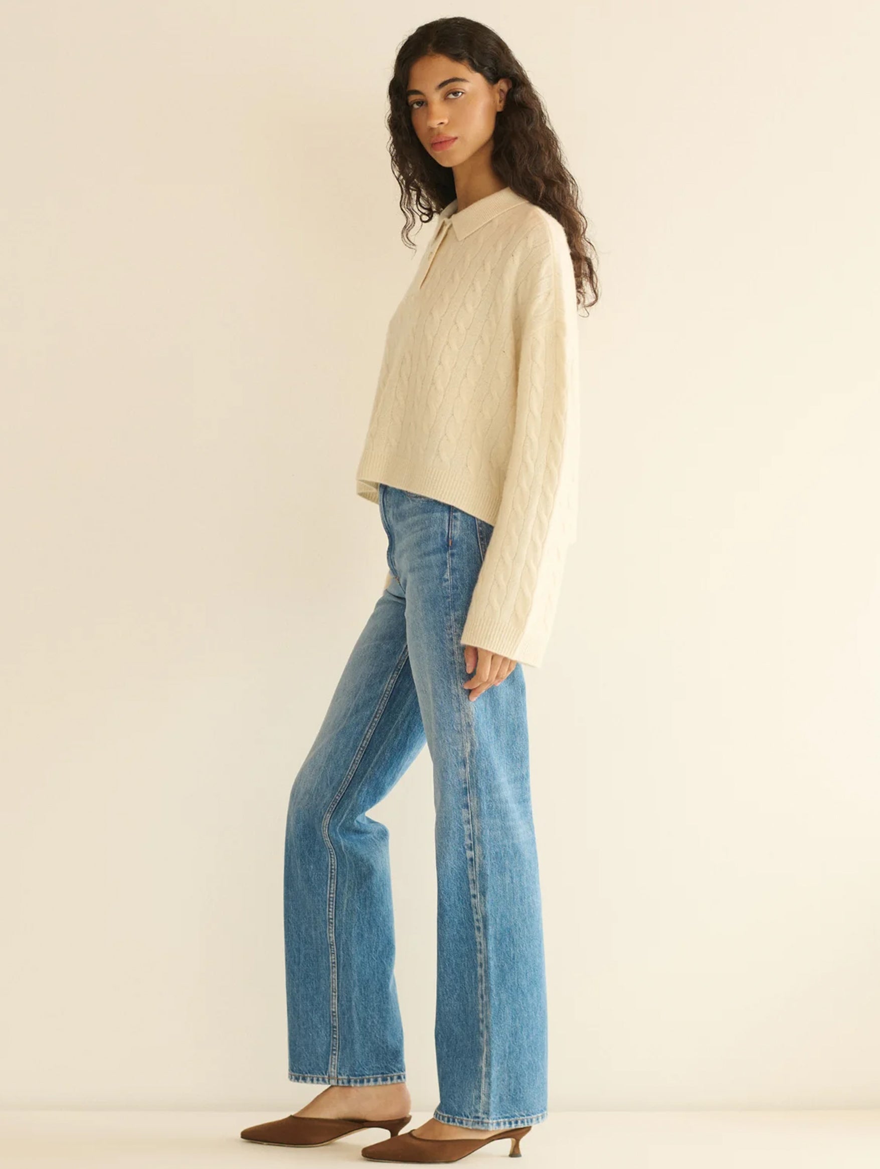 Cambridge Cashmere Sweater in Magnolia