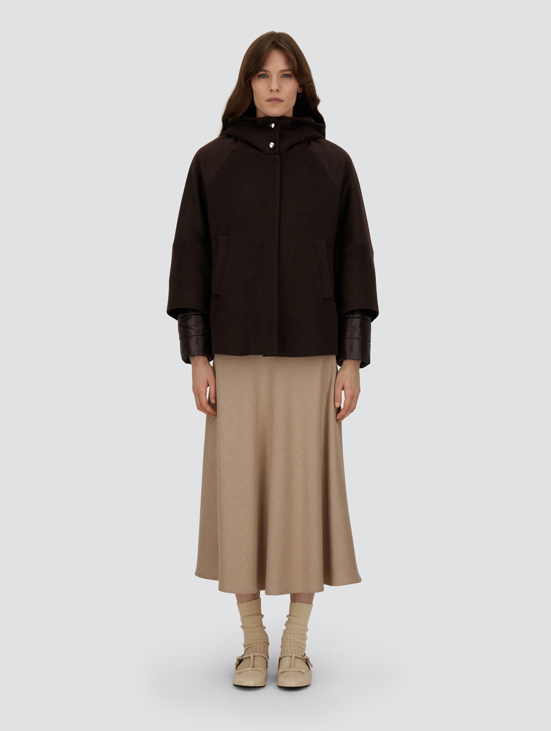 Cape in Cashmere and Nylon Ultralight in Dark Chocolate
