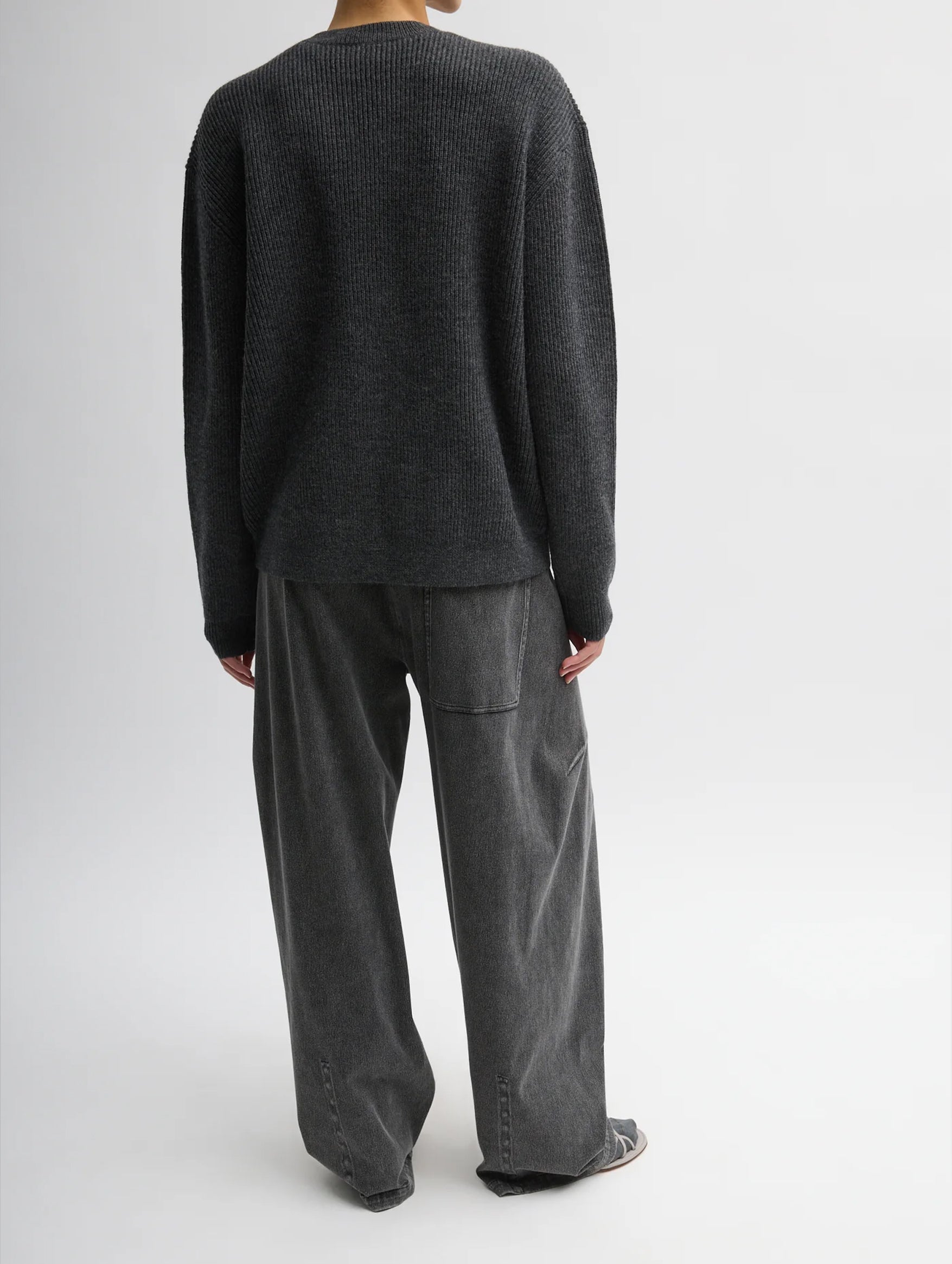 Cardigan Stitch Spilt Front Crewneck Easy Pullover in Heather Grey