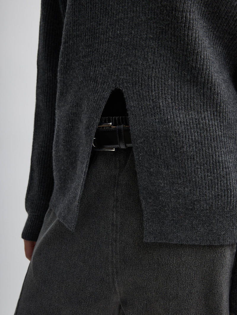 Cardigan Stitch Spilt Front Crewneck Easy Pullover in Heather Grey