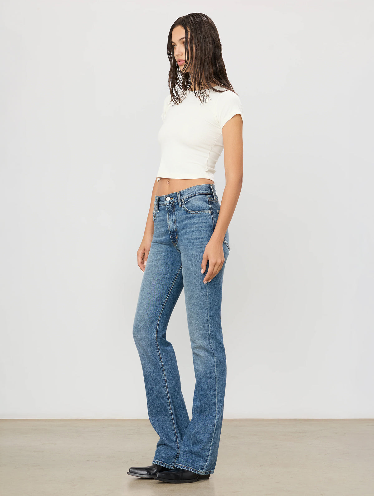Cash Bootcut Jean in Medium Indigo