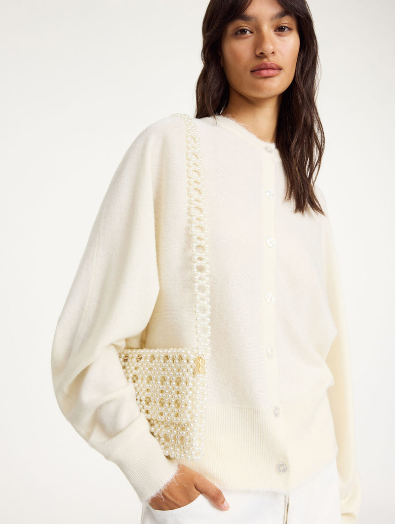Chaklo Shoulder Bag in Soft White
