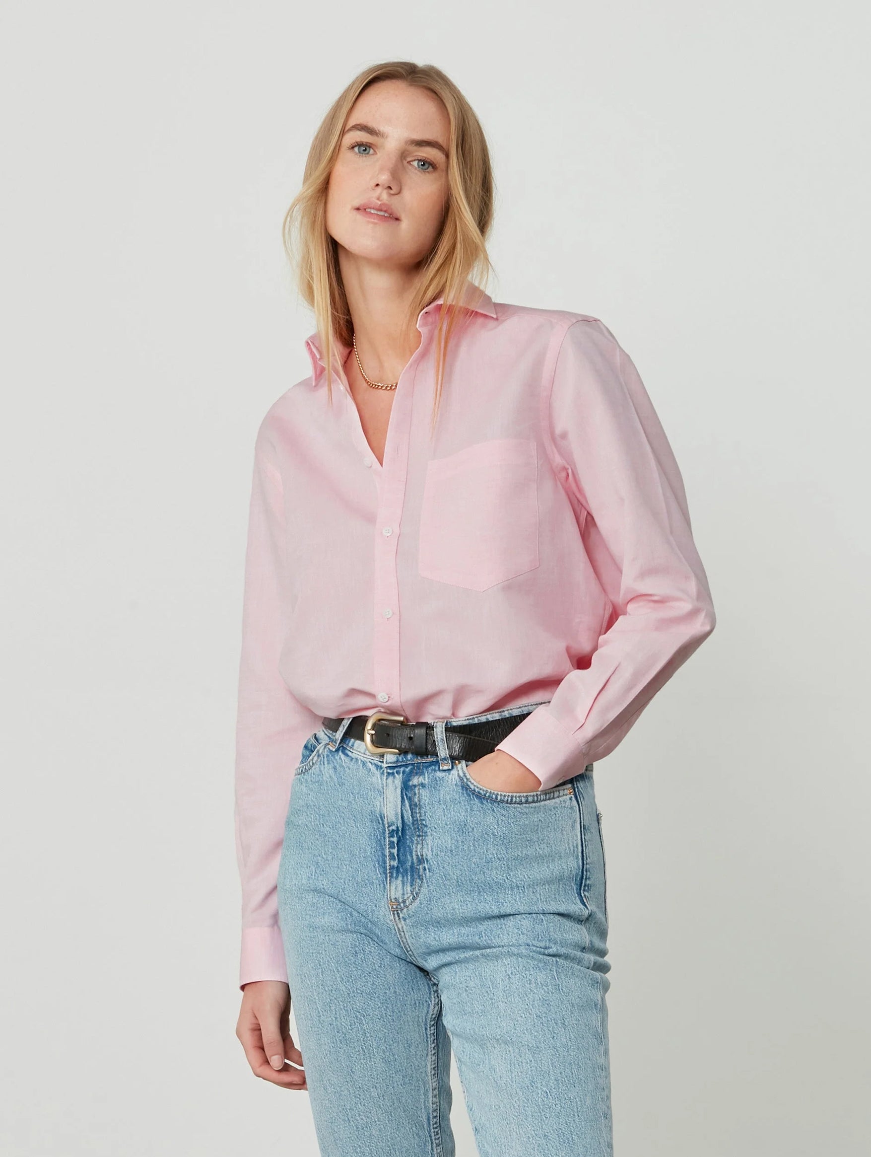 The Classic Cotton and Linen Shirt in Rose Pink