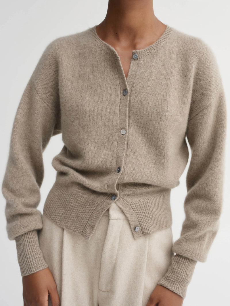 Coco Cardigan in Nougat