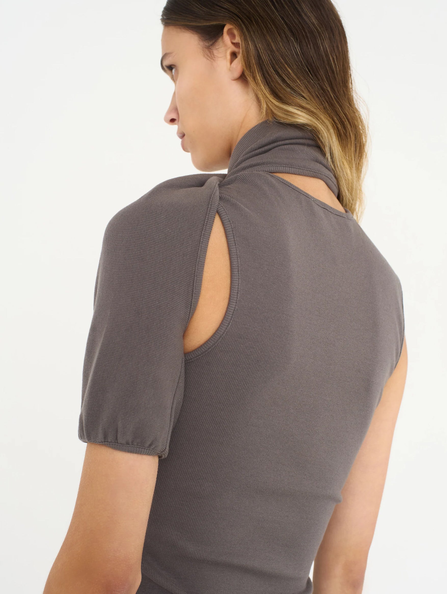 Contorsion Rib Tank in Shadow Grey