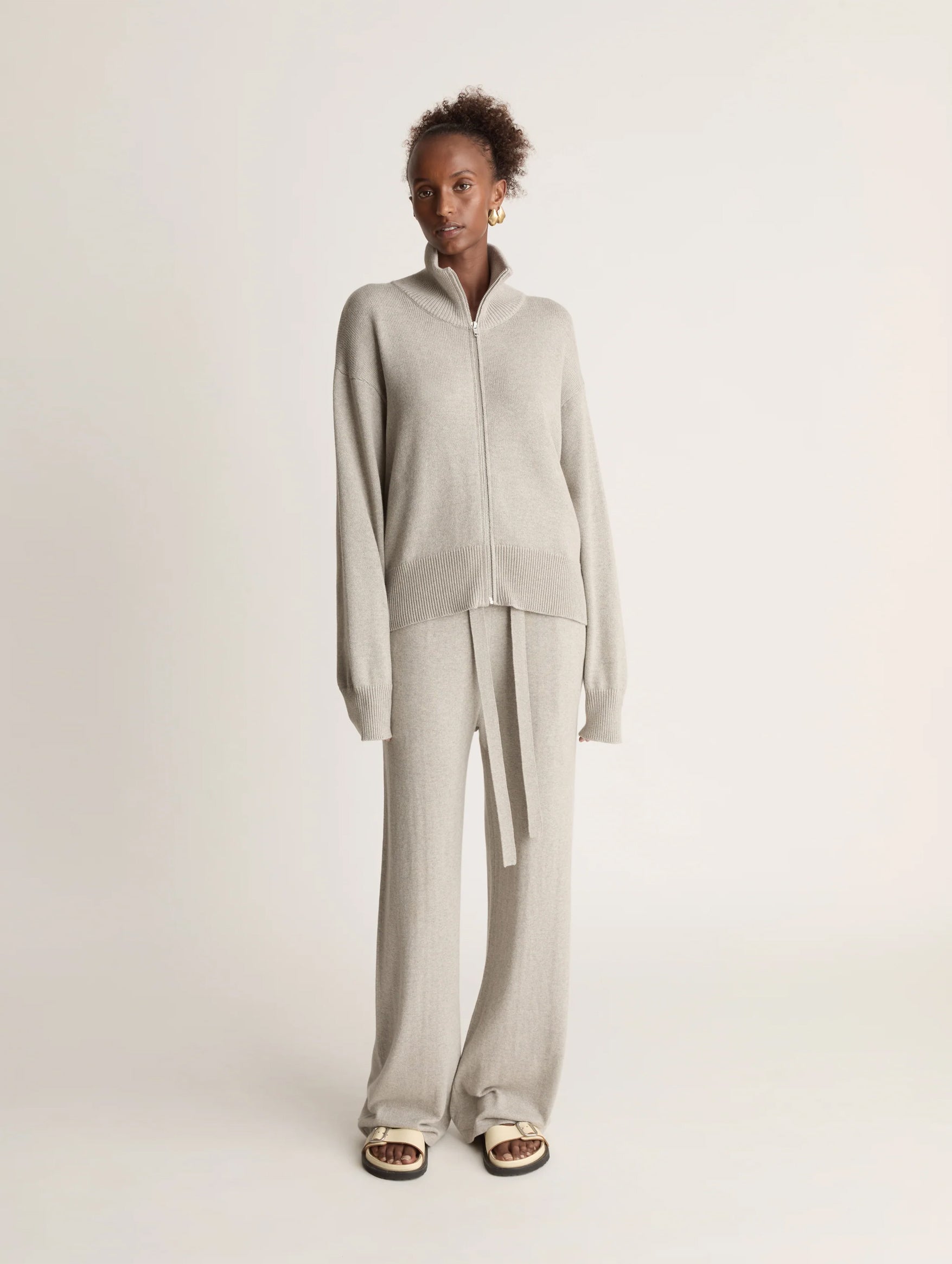 Cotton Cashmere Zip-up Sweater in Ash