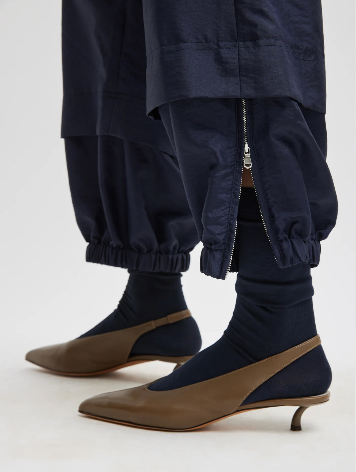 Crispy Nylon Wilt Pull On Jogger in Navy