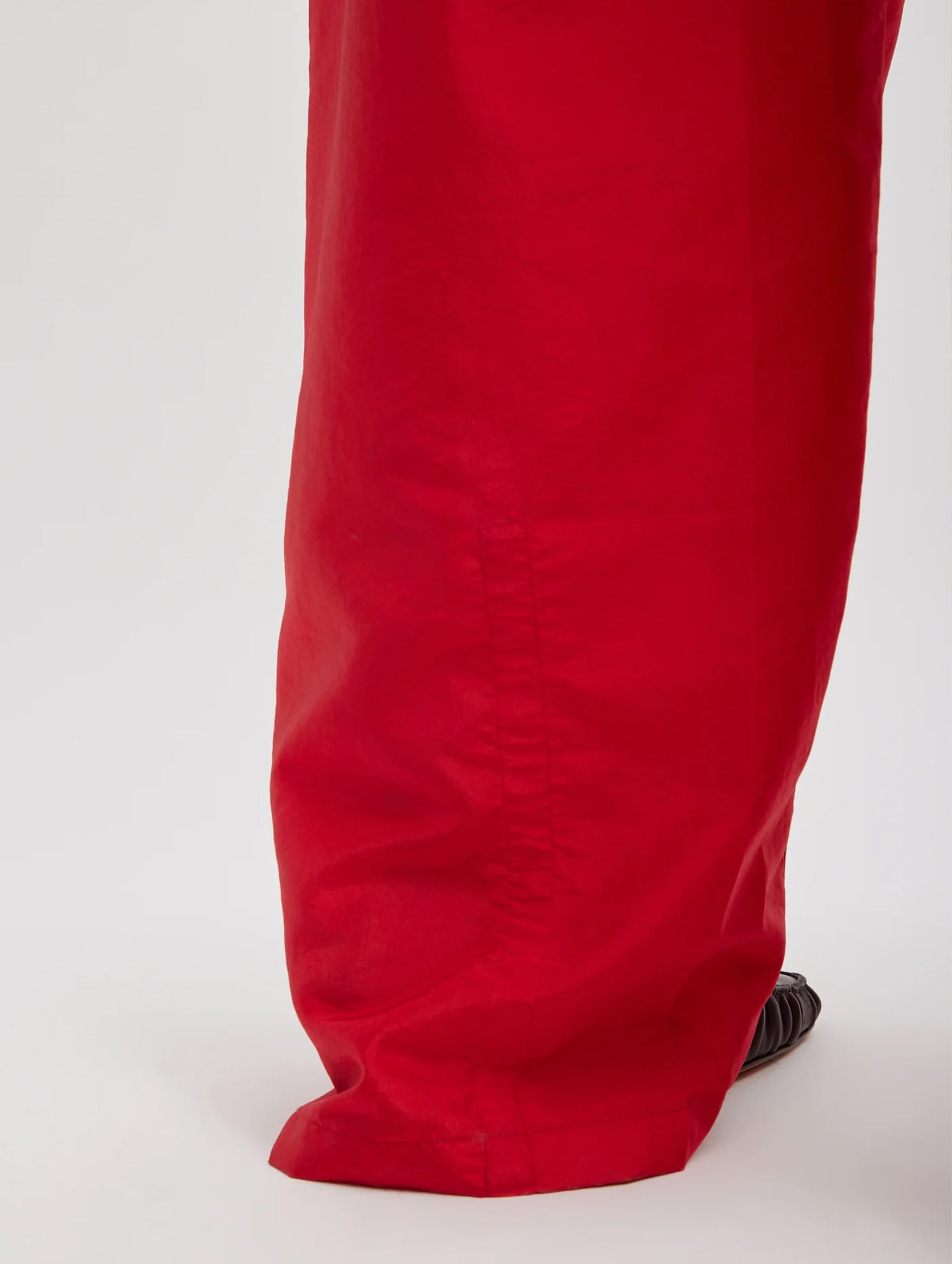 Crispy Nylon Regular Winslow Pant in Red