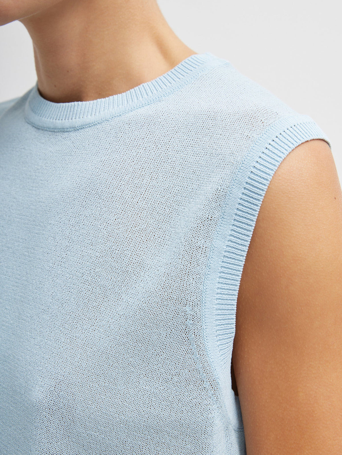 Crispy Sleeveless Sweater in Baby Blue