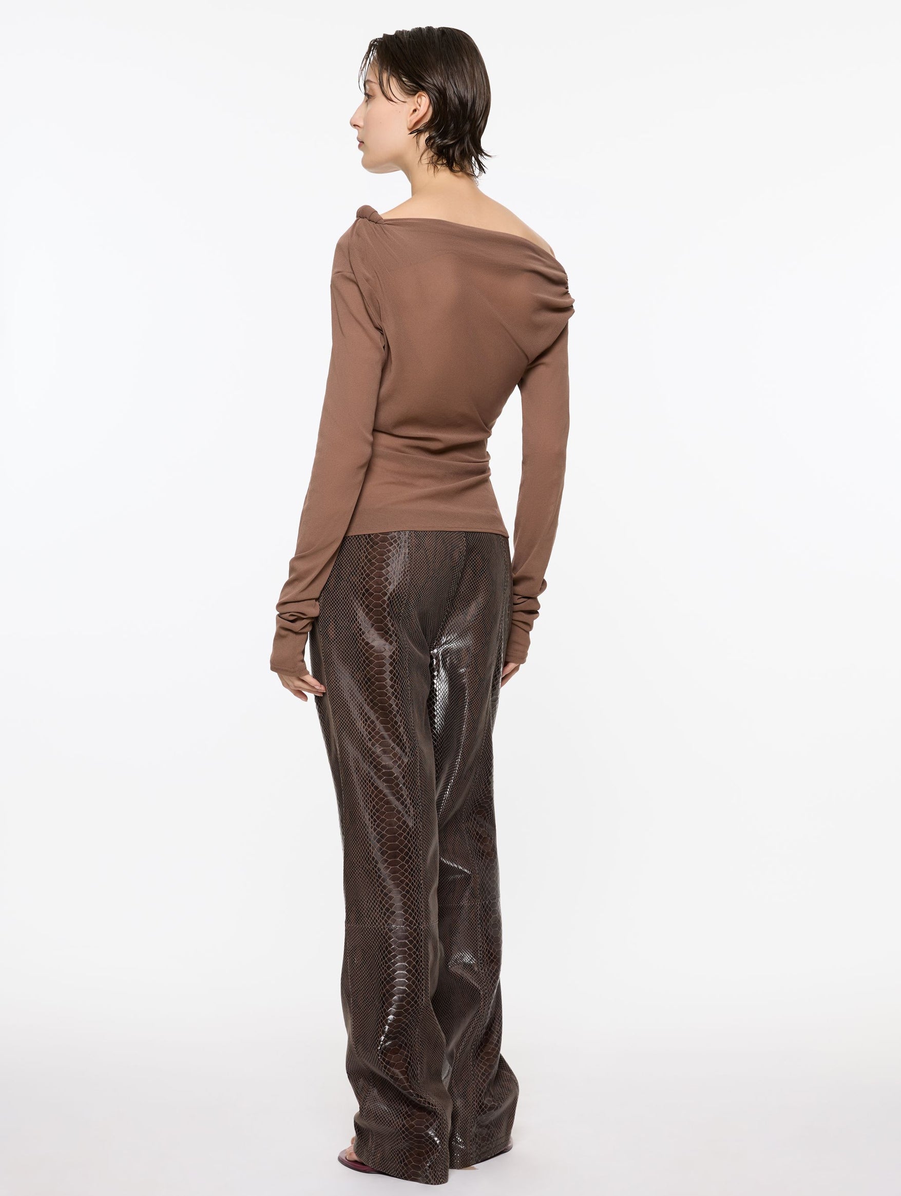 Long Sleeve Croissant Top in Coffee