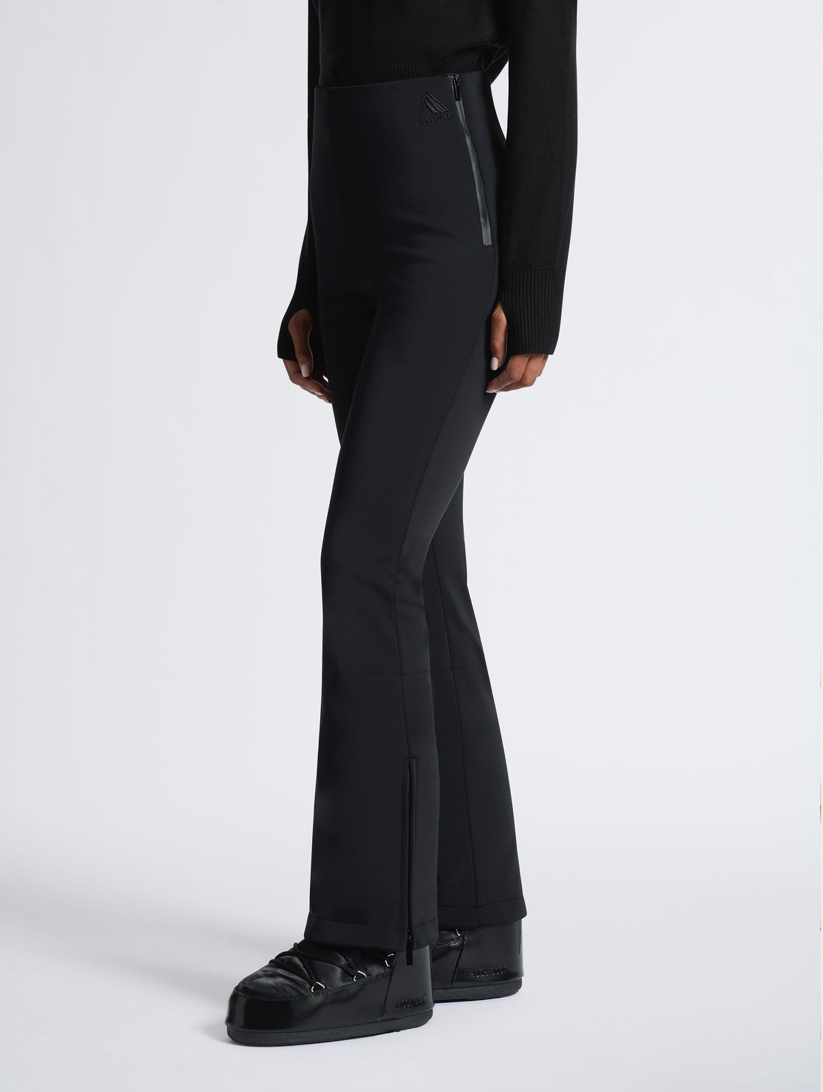 Dorothy Pant in Black