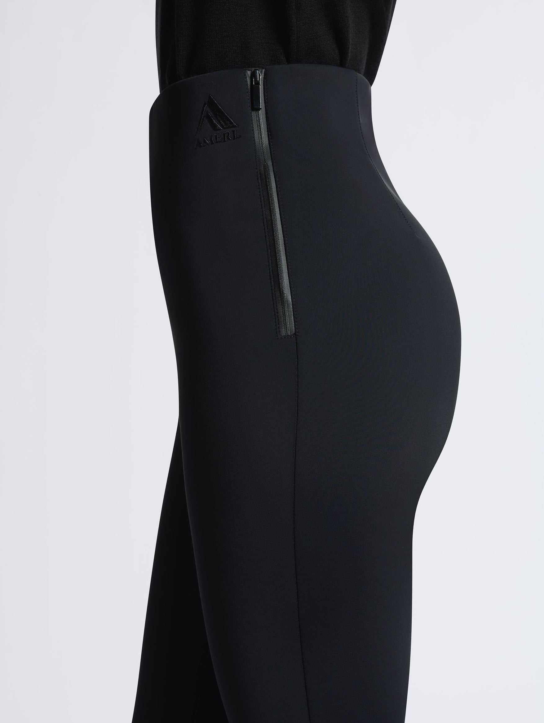 Dorothy Pant in Black