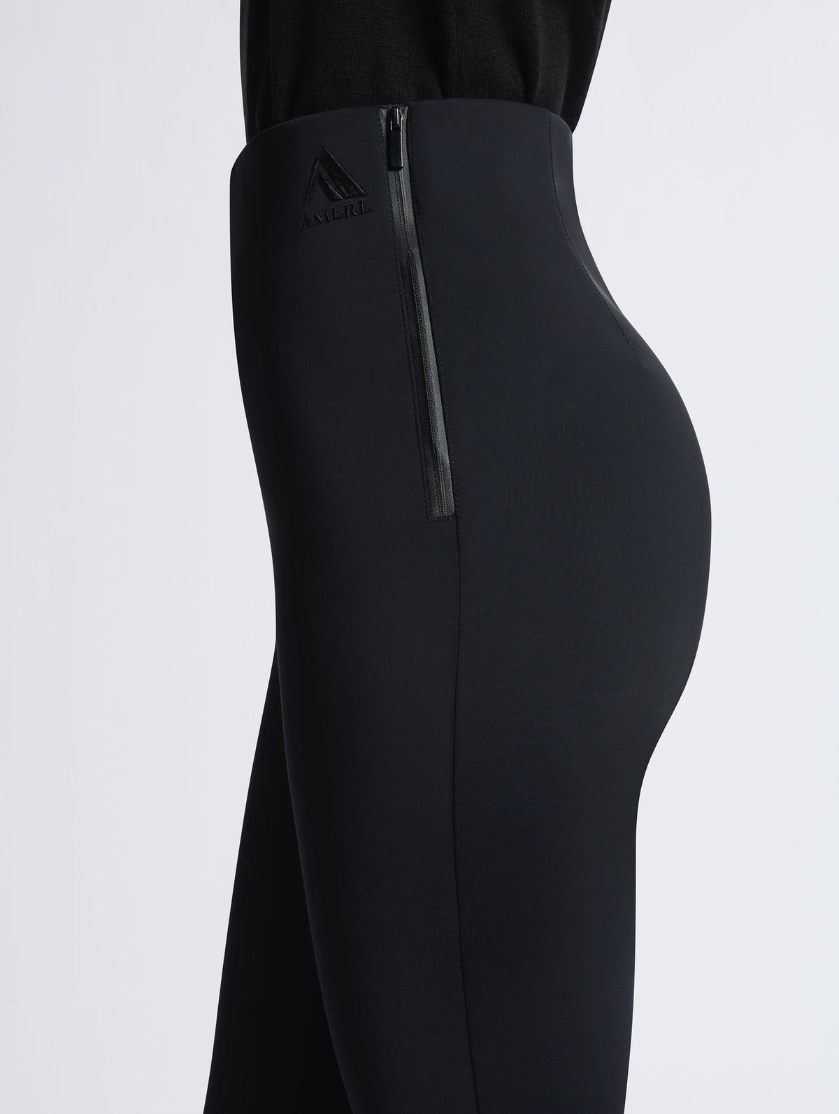 Dorothy Pant in Black