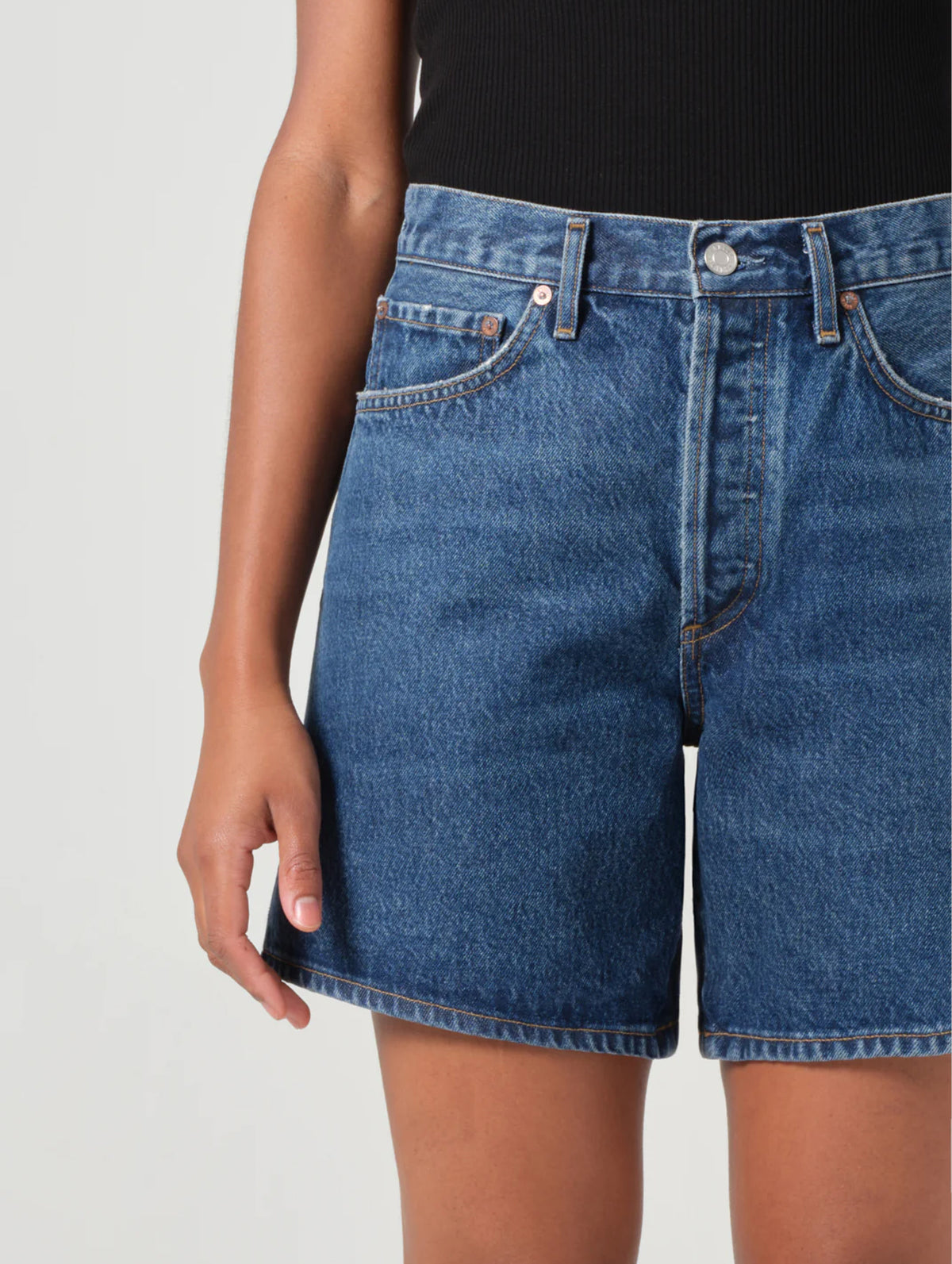 Dame Short In Enamour Dark Denim