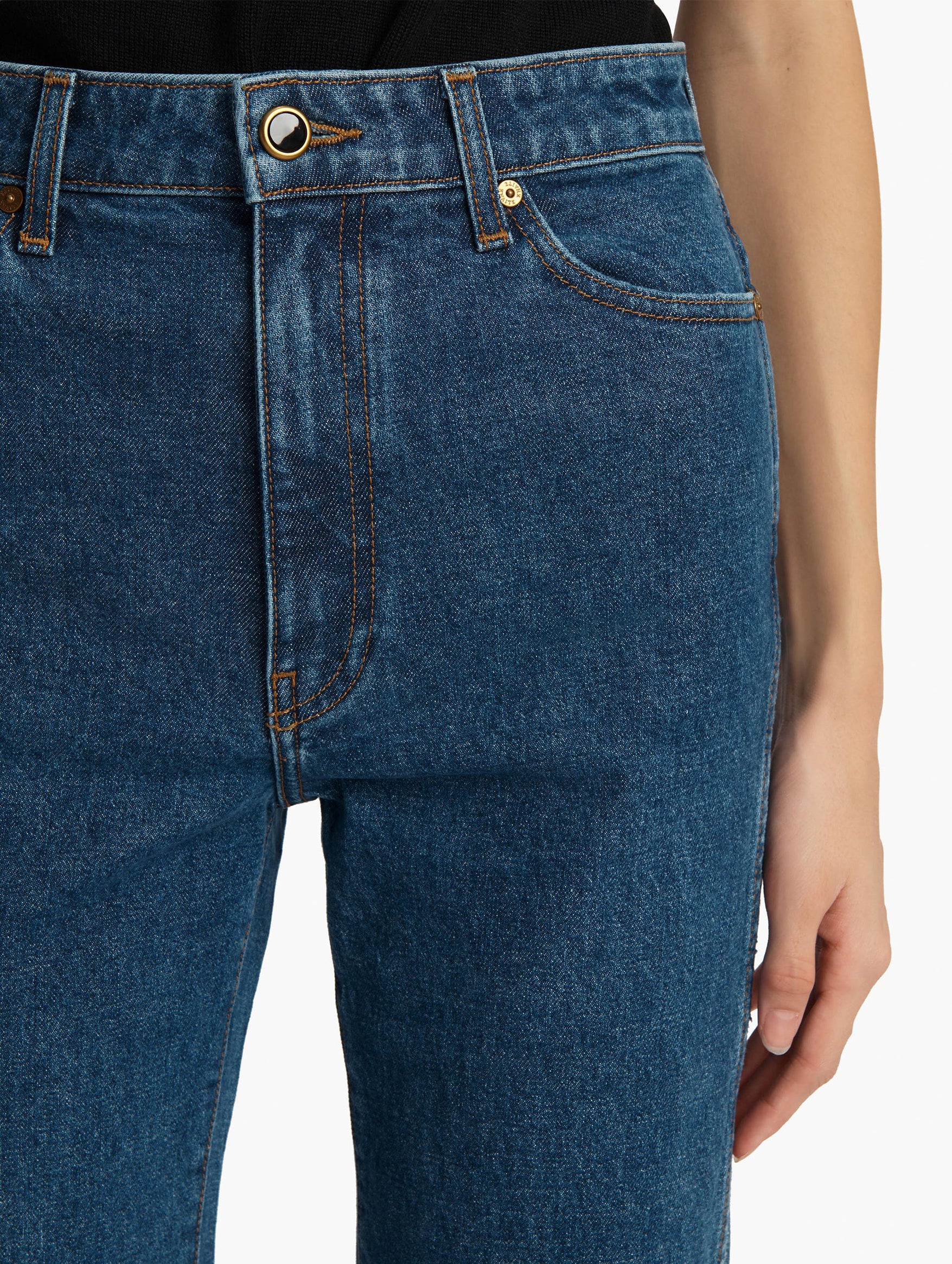 Danielle Jean in Montgomery Stretch