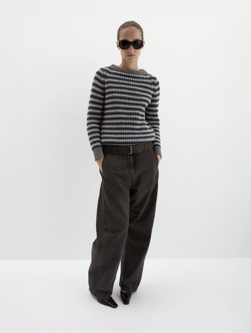 Denim Low-rise Belted Trousers in Brown