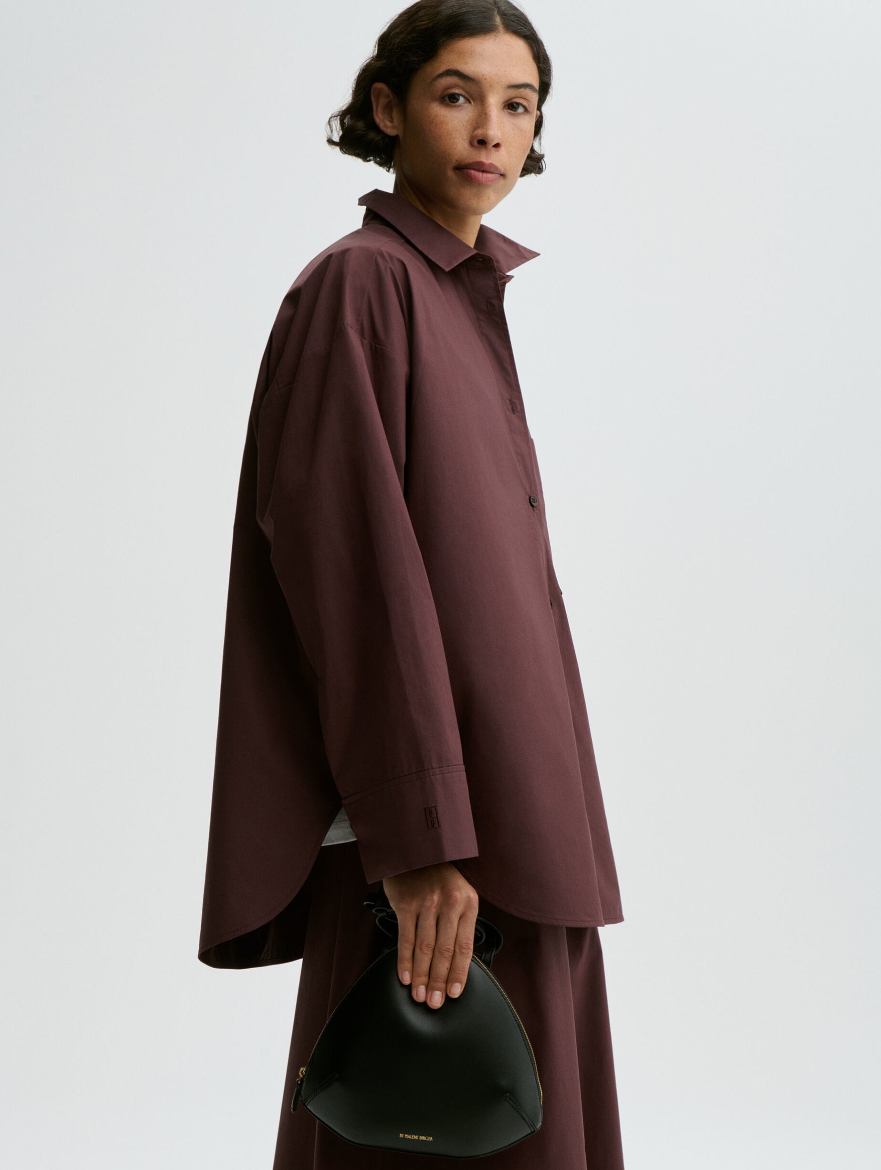 Derris Organic Cotton Shirt in Aubergine