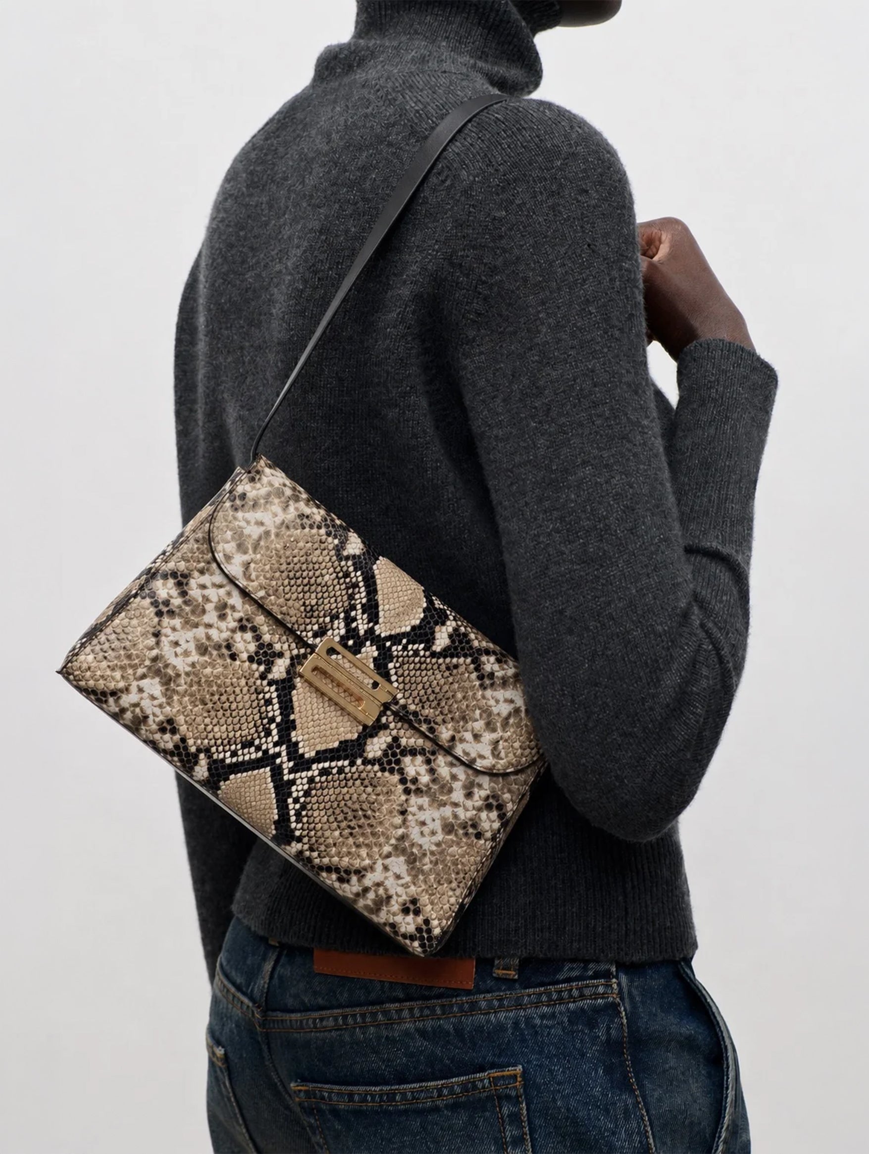 Dorian Trapeze Bag in Natural Brown