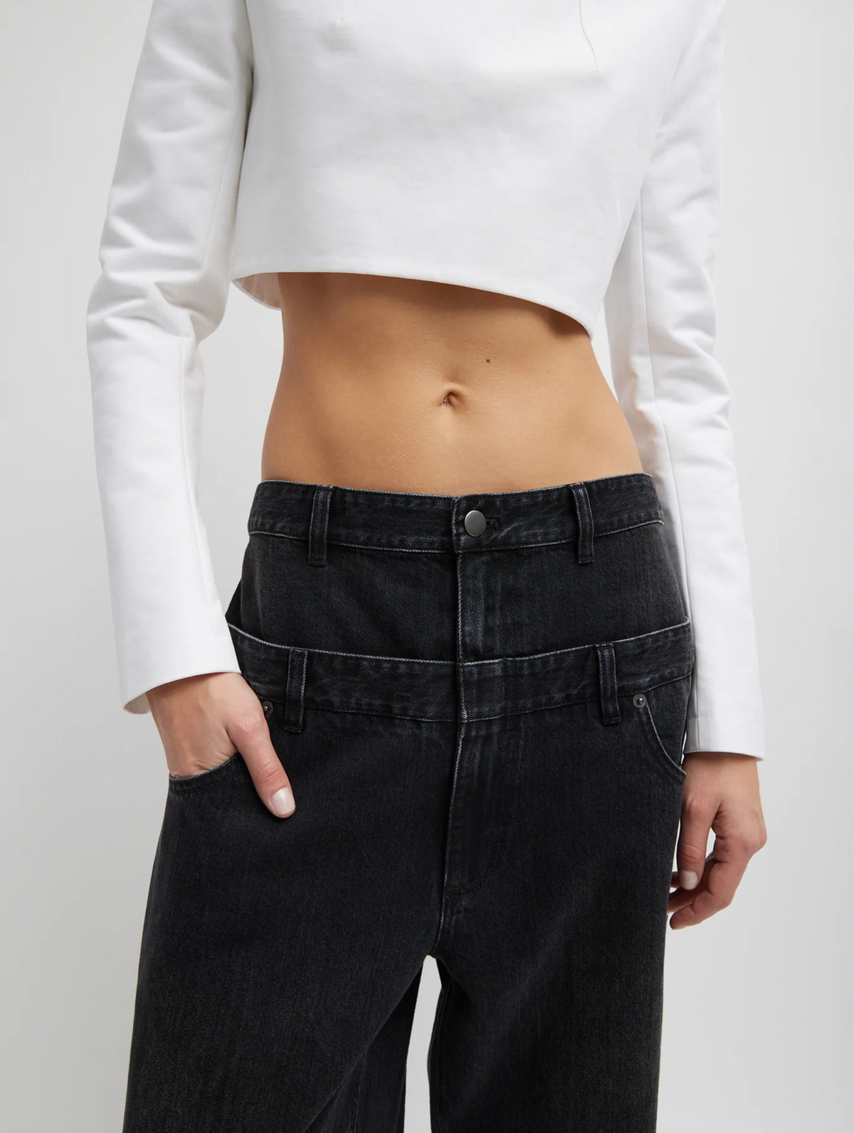 Double Waisted Slouchy Carpenter Jean in Vintage Black Denim