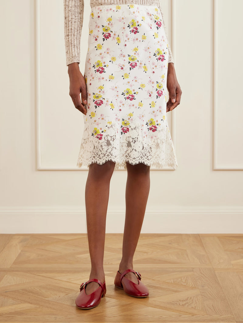 Elowette Skirt in Sweetbriar Floral