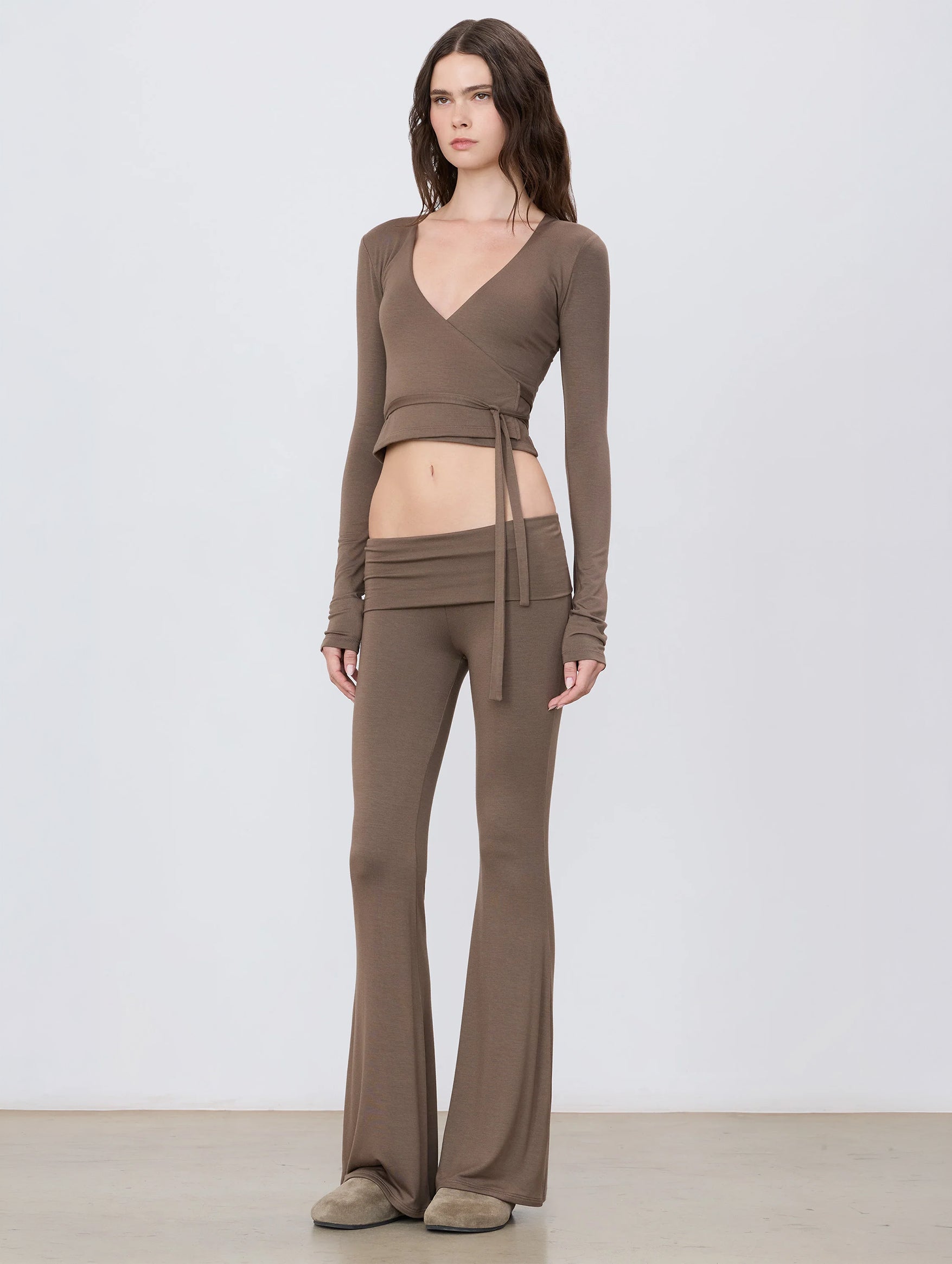Foldover Flare Pant in Mushroom
