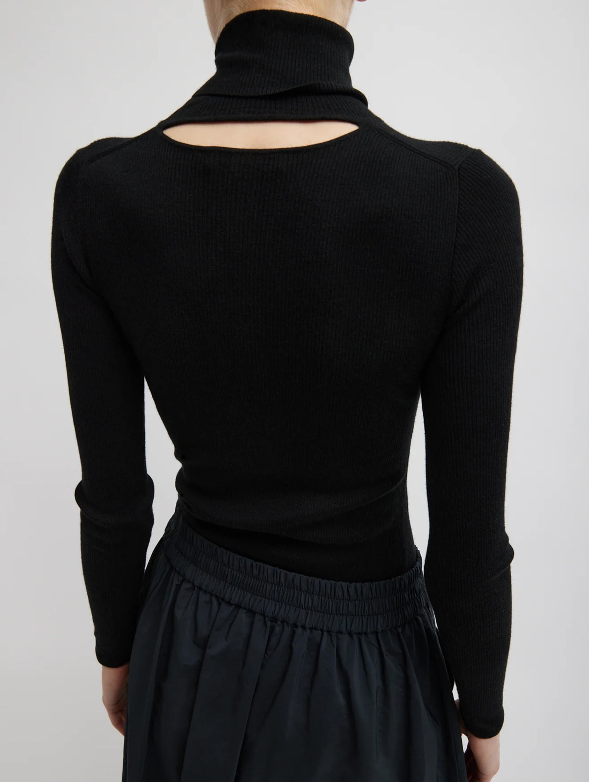 Feather Weight Ribbed Turtleneck Sweater in Black
