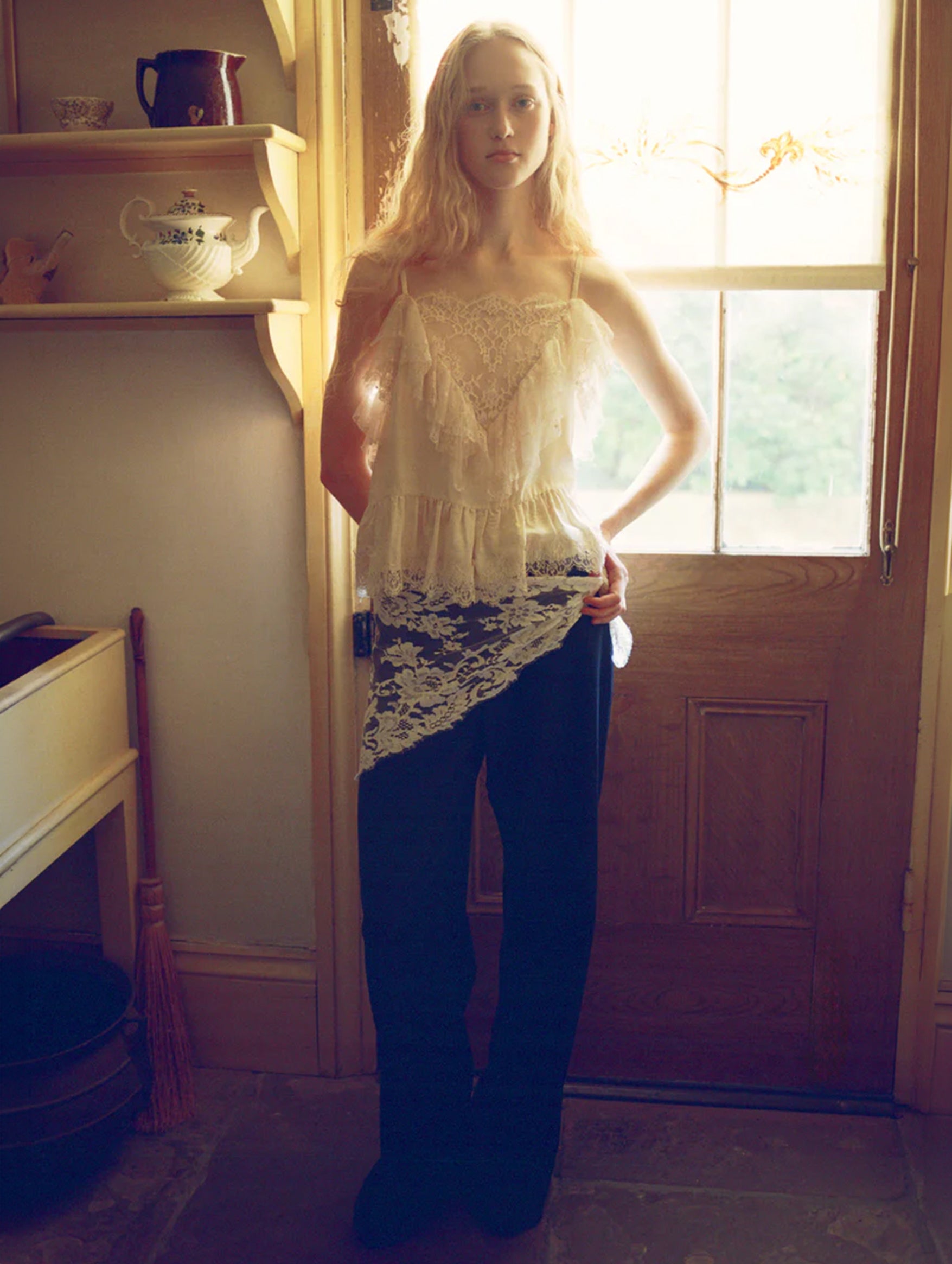 Fiora Tropical Wool Pants in Navy