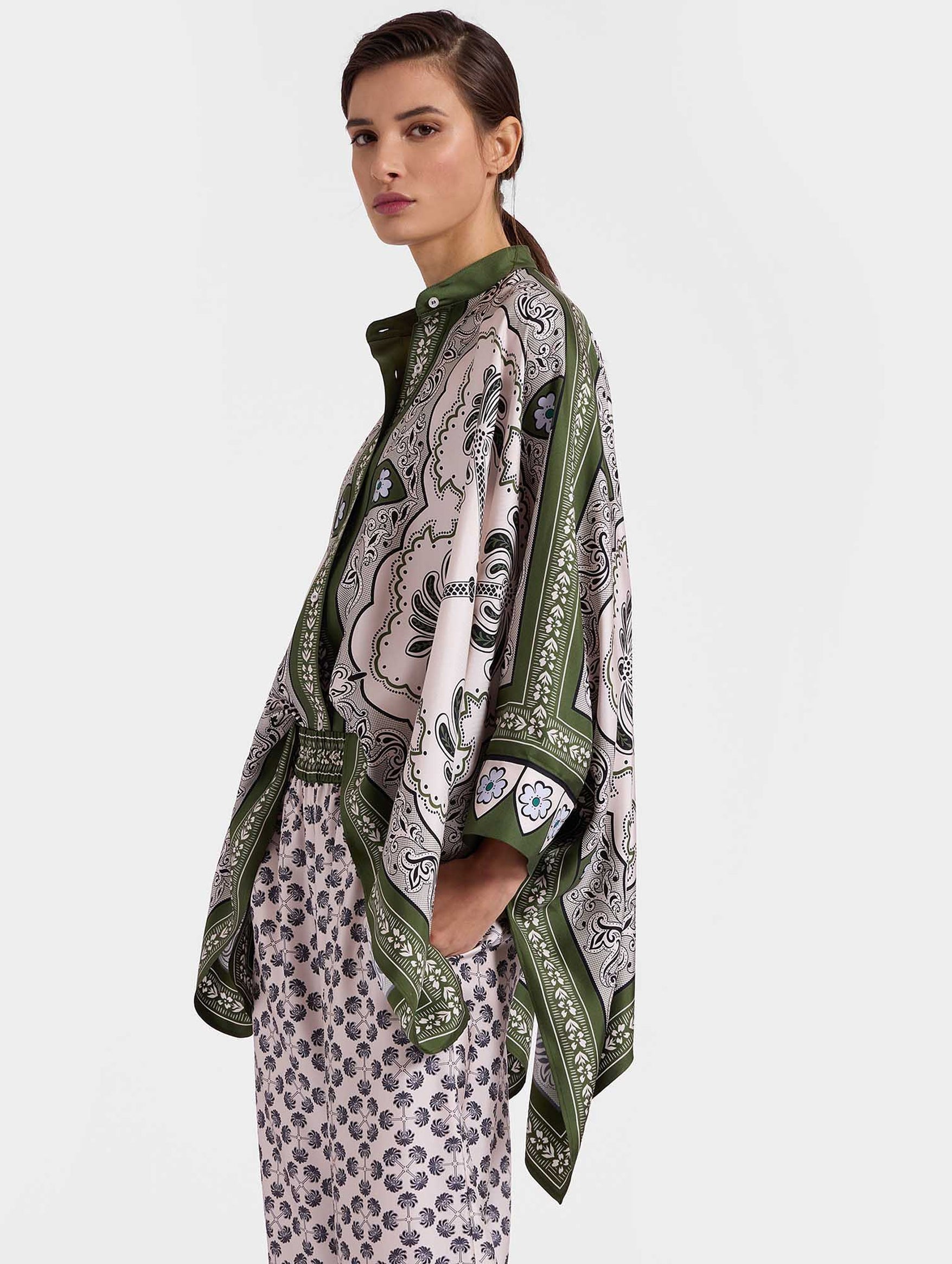 Foulard Silk Shirt In Mirage Placée Green