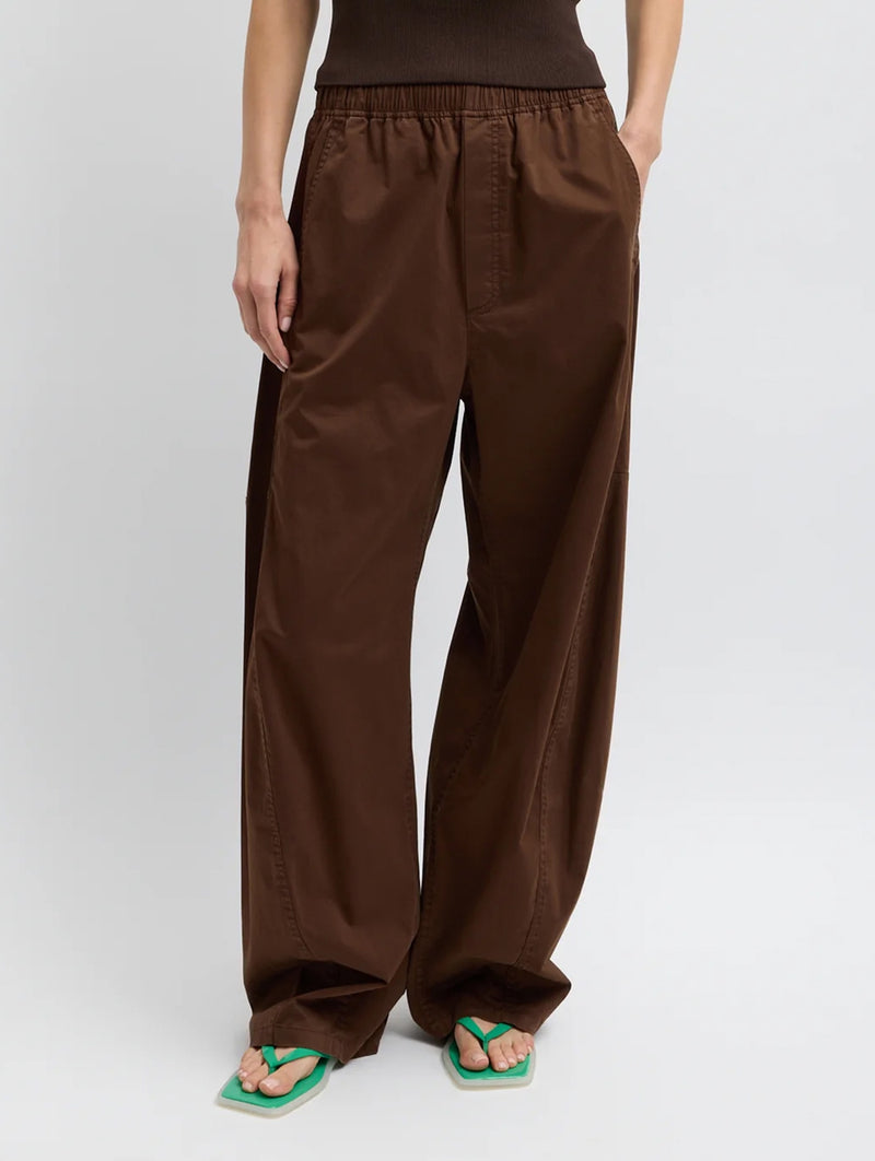 Garment Dyed Silky Cotton Winslow Pull On Pant in Brown (Short)