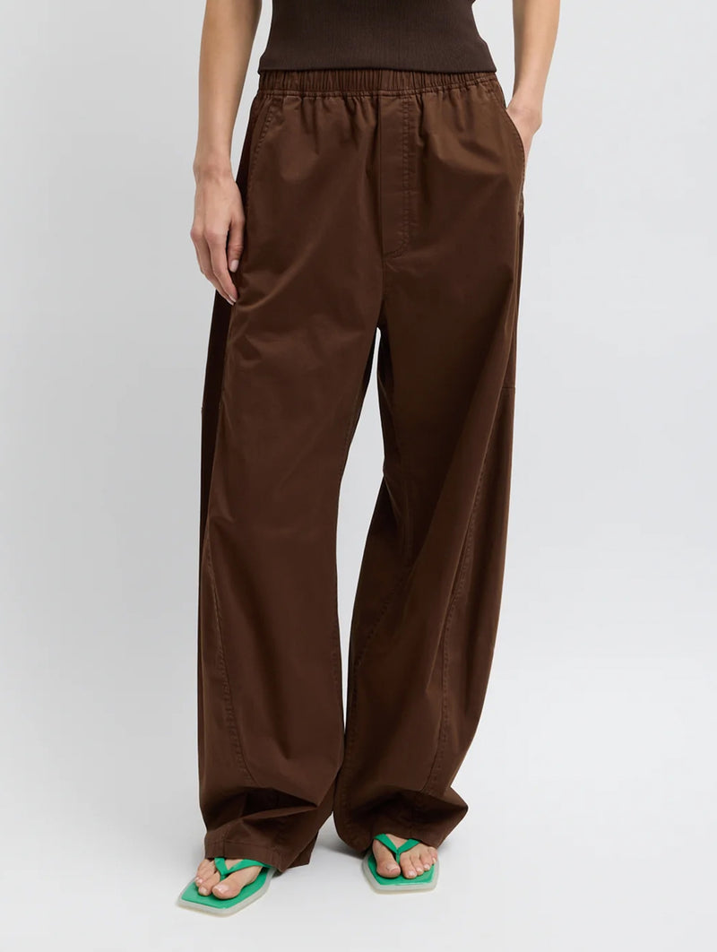 Garment Dyed Silky Cotton Winslow Pull On Pant in Brown (Regular)