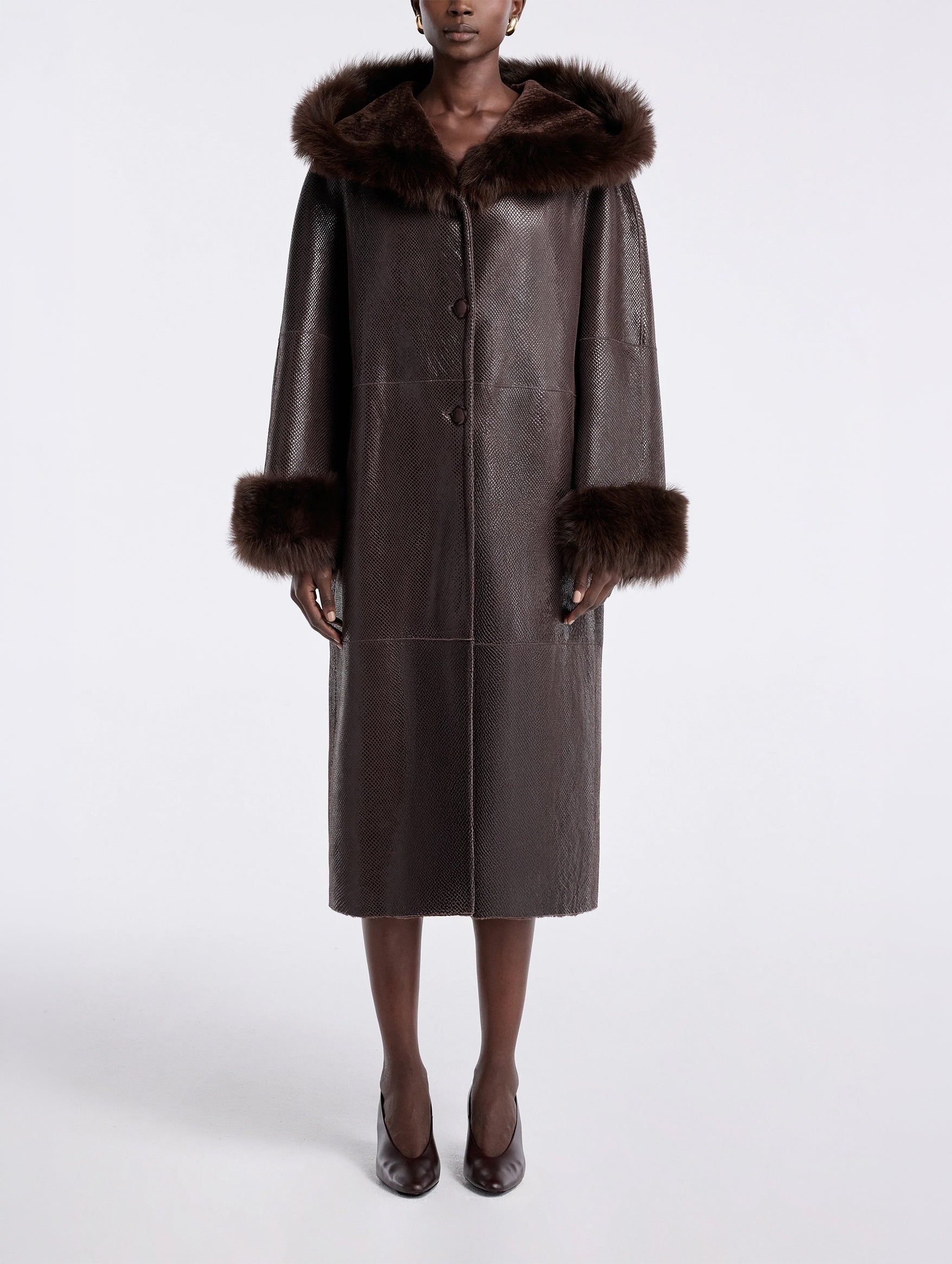 Briona Suede Coat in Black with Espresso Collar – Muse Boutique