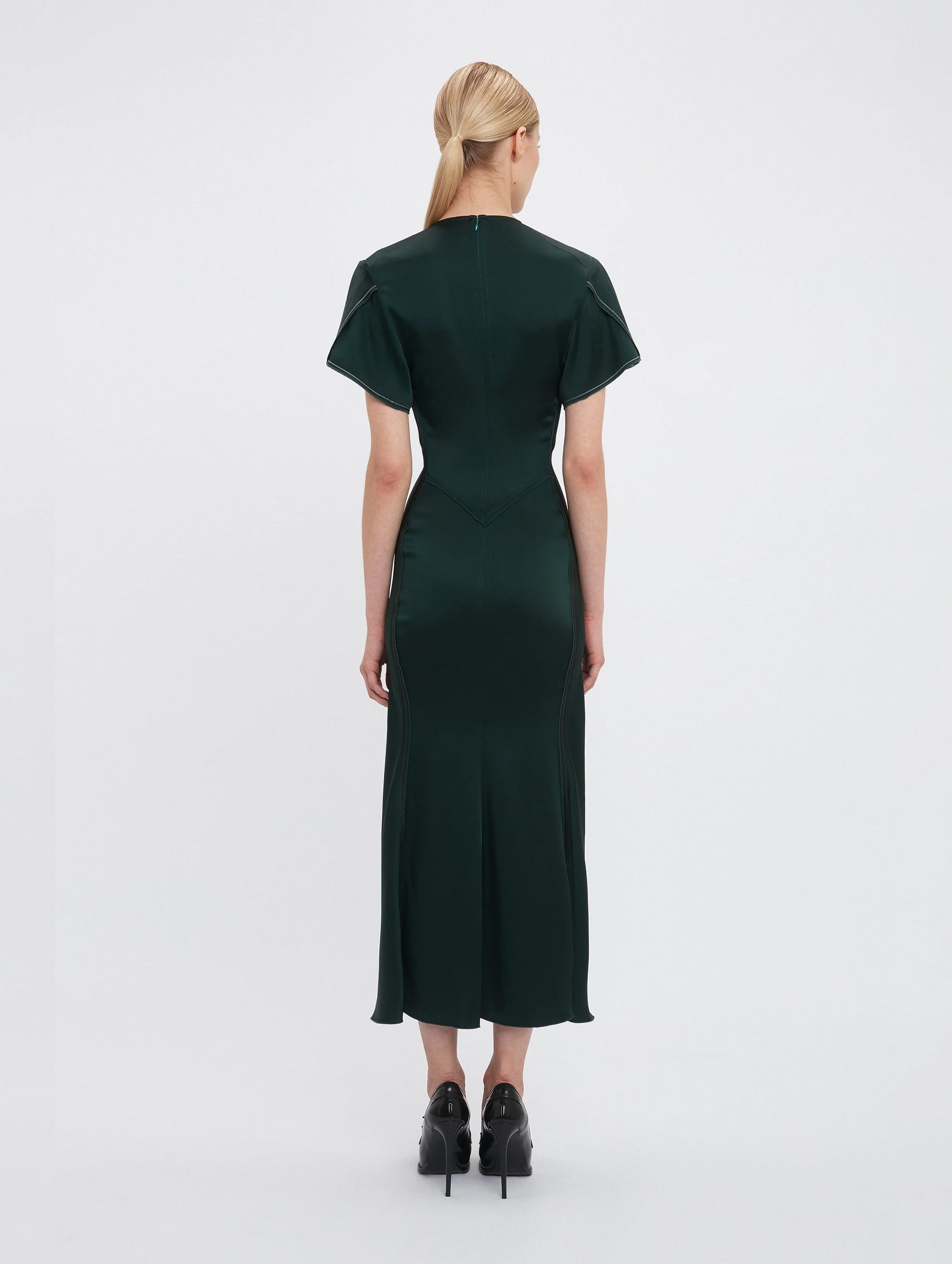 Gathered V-Neck Midi Dress In Seaweed