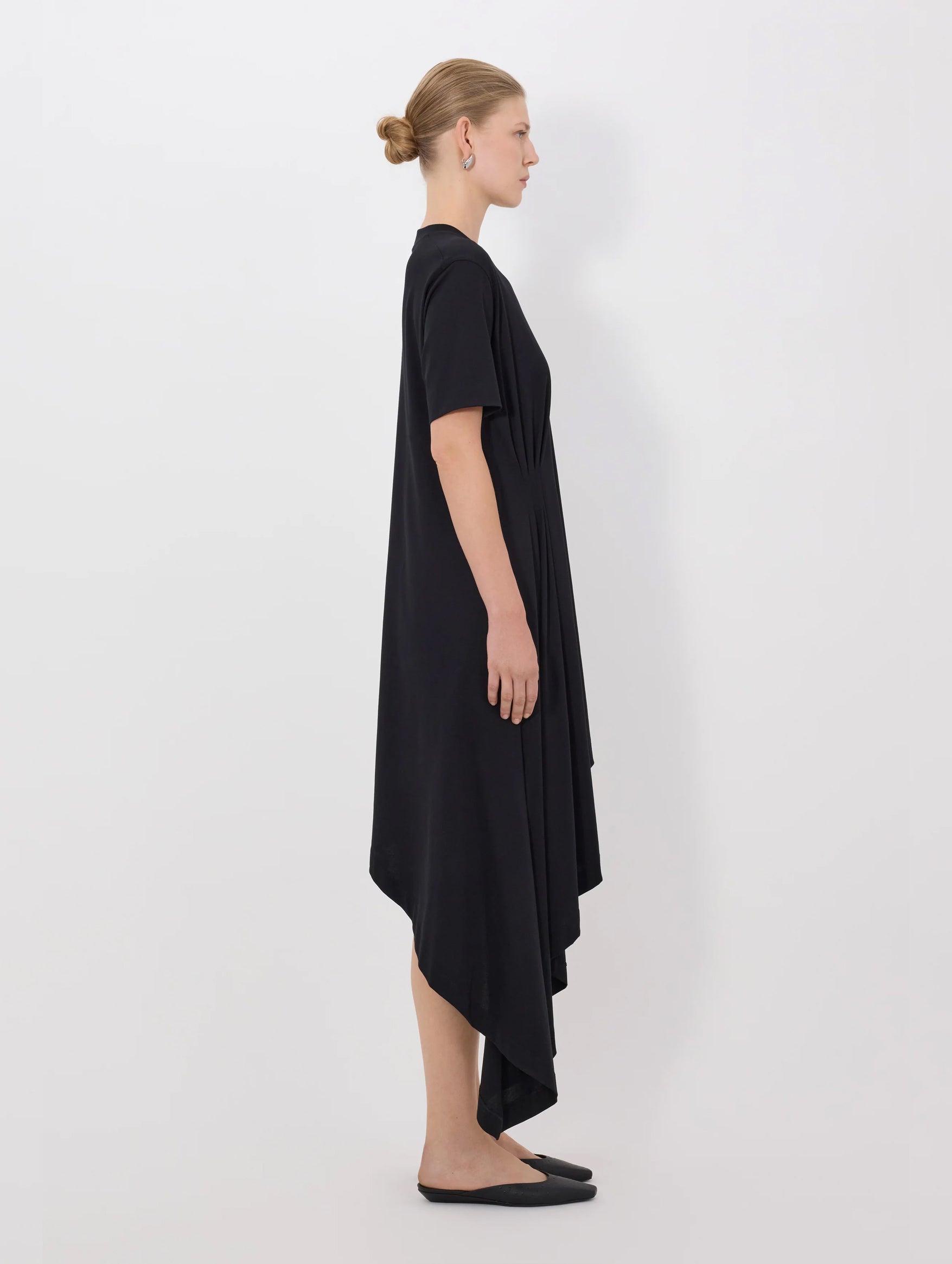 IgariI Asymmetric T-shirt Dress in Black