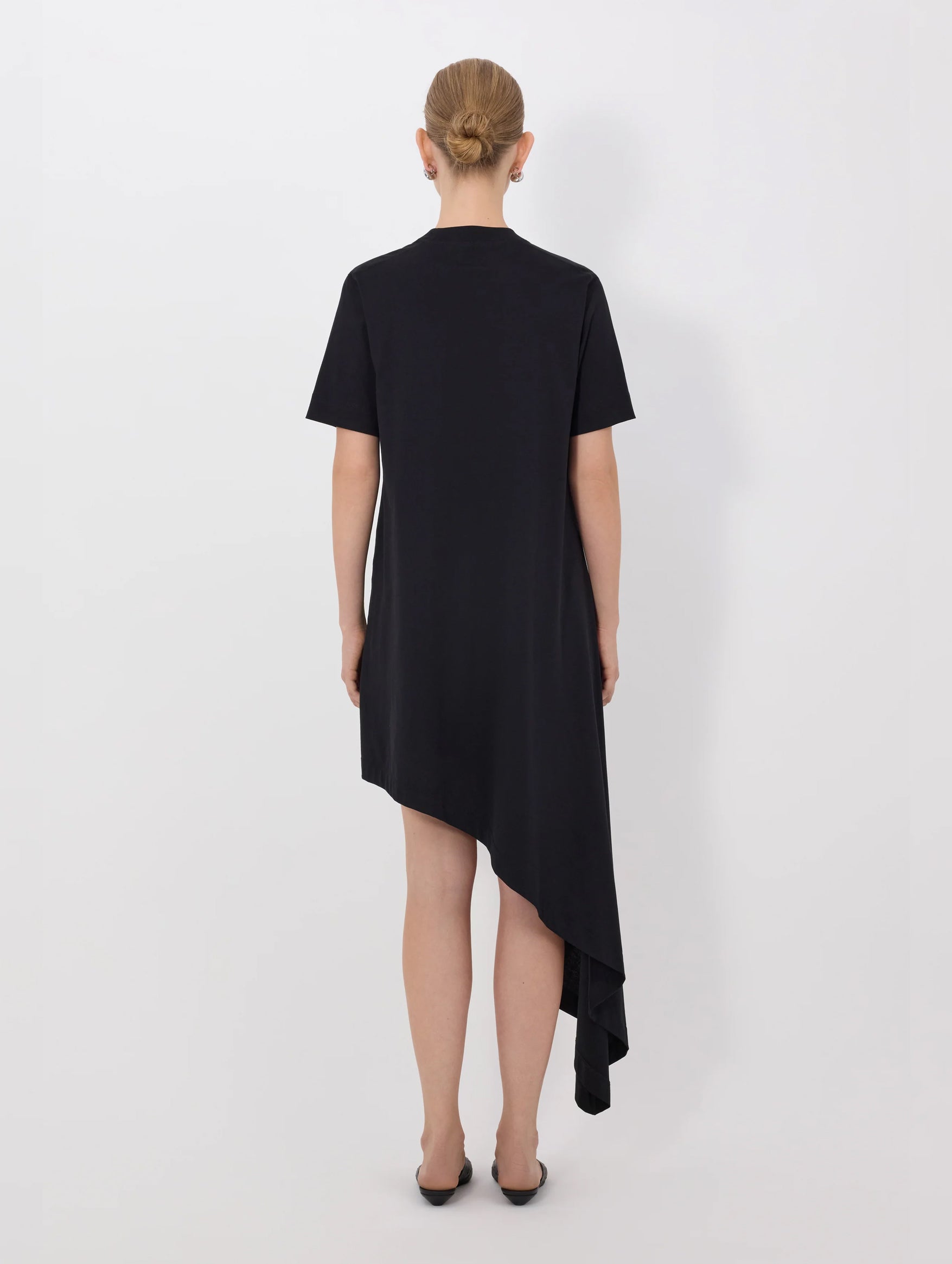 IgariI Asymmetric T-shirt Dress in Black